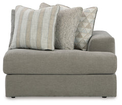 Avaliyah 4-Piece Sectional and Oversized Accent Ottoman