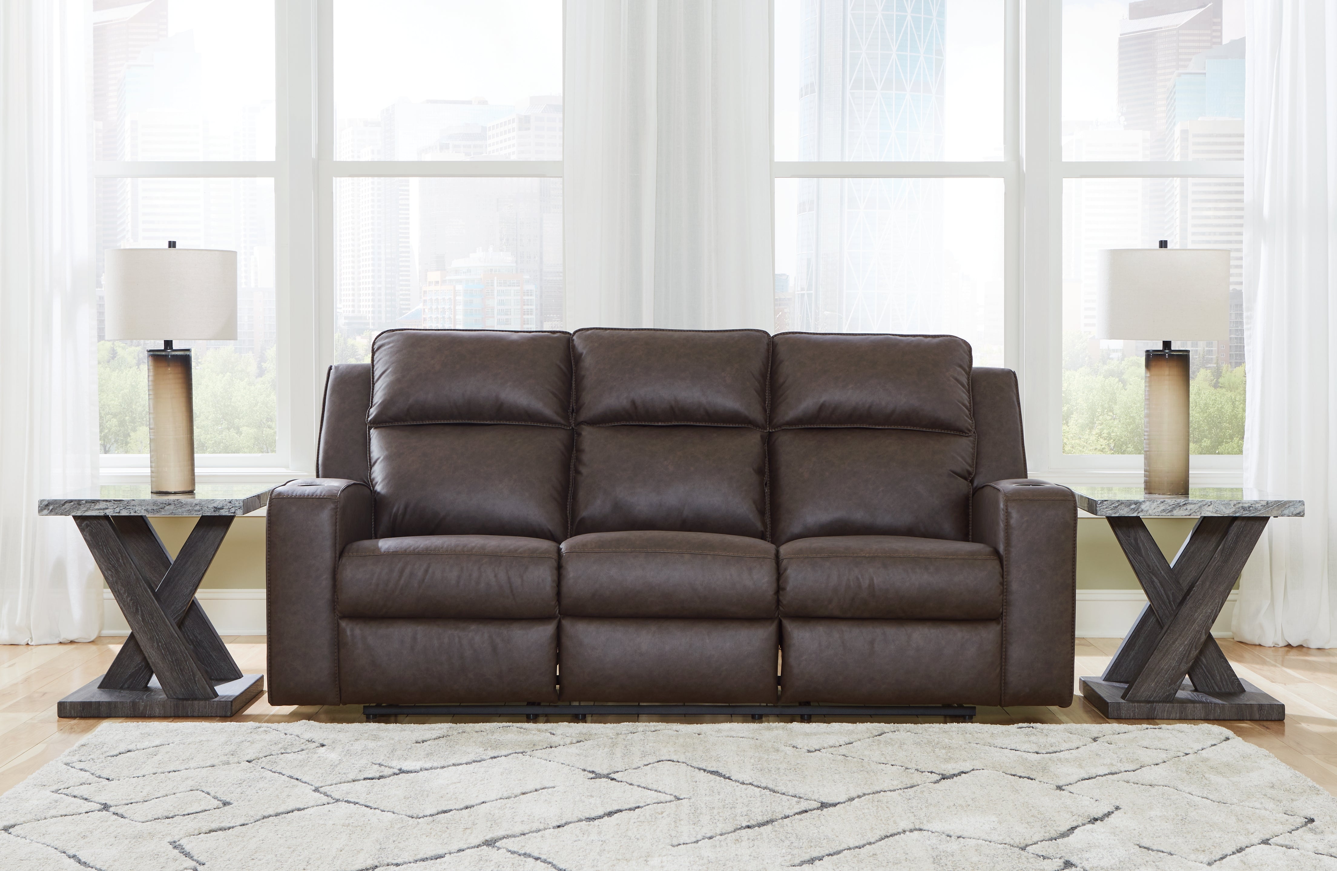 Hoover Furniture Outlet - Ashley Furniture - Lavenhorne Reclining Sofa with Drop Down Table - REC Sofa w/Drop Down Table - 6330689