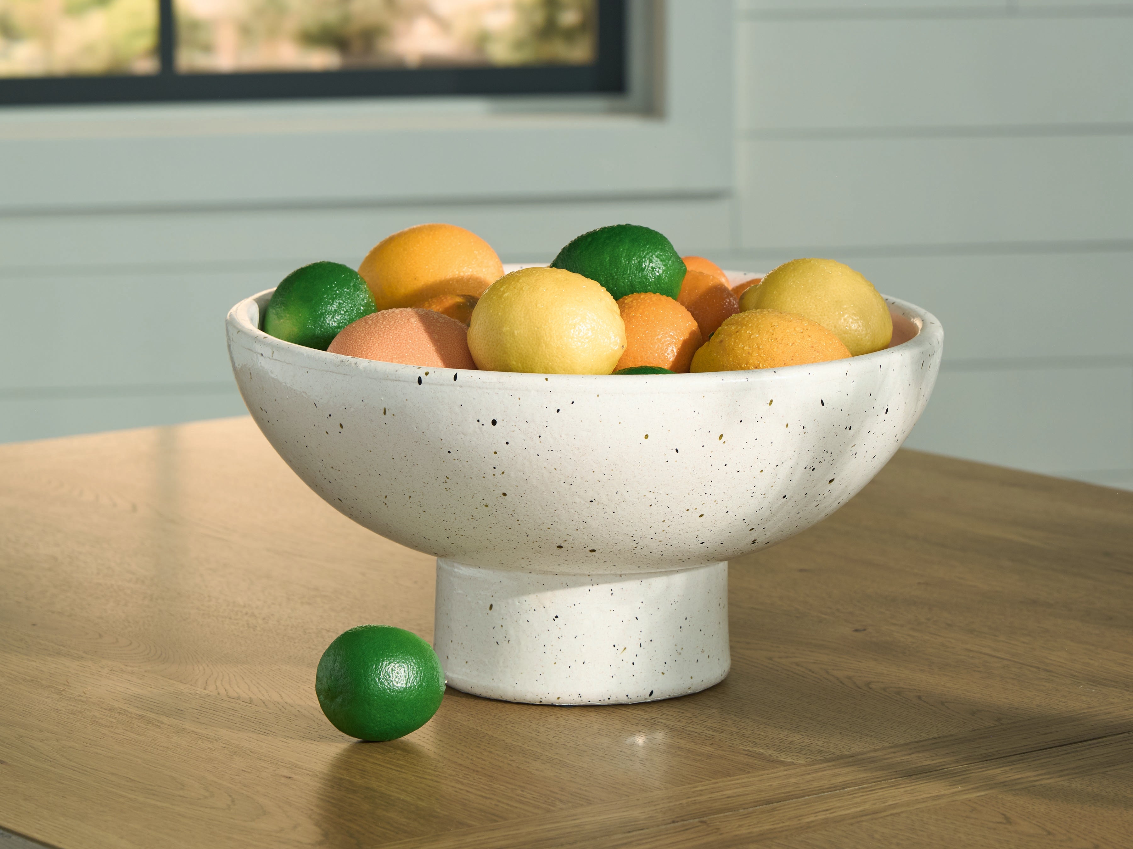 Hoover Furniture Outlet - Ashley Furniture - Dallinworth Bowl - Bowl - A2000833