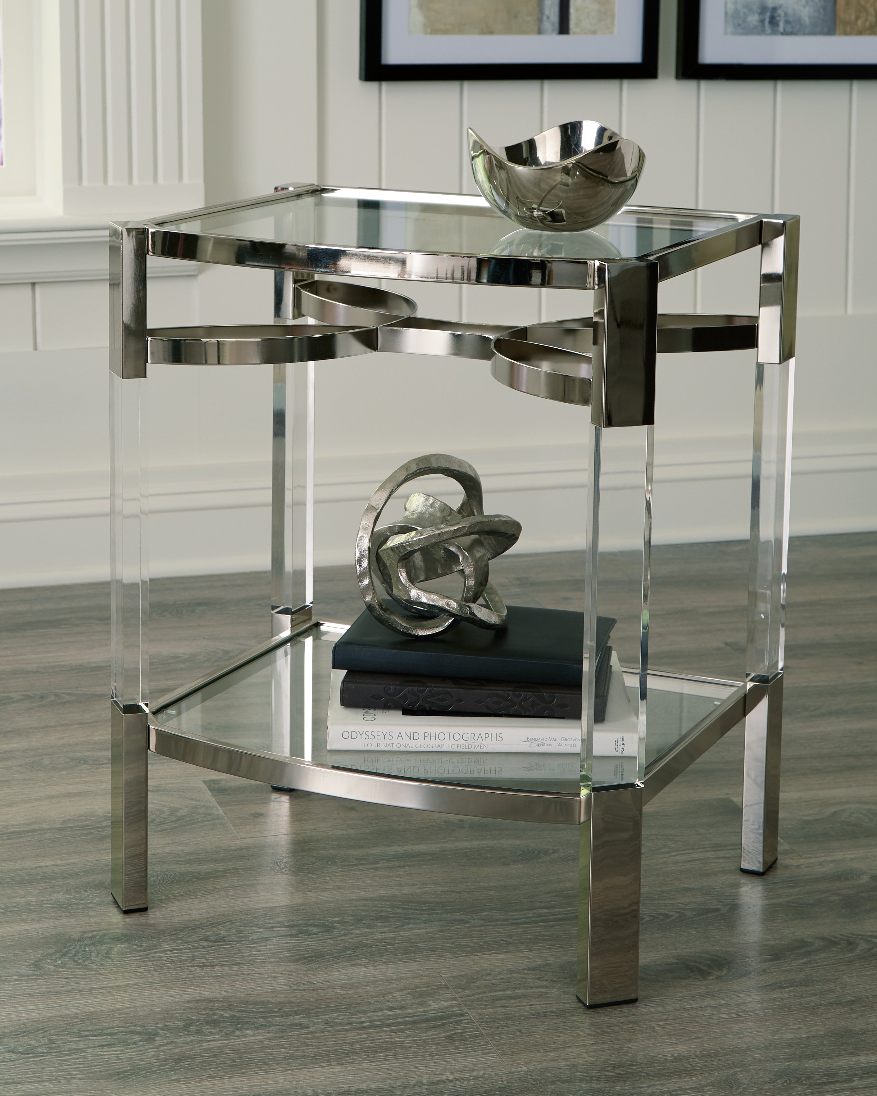 Hoover Furniture Outlet - Ashley Furniture - Chaseton Accent Table - Accent Table - A4000334