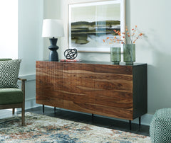 Hoover Furniture Outlet - Ashley Furniture - Darrey Accent Cabinet - Accent Cabinet - A4000580