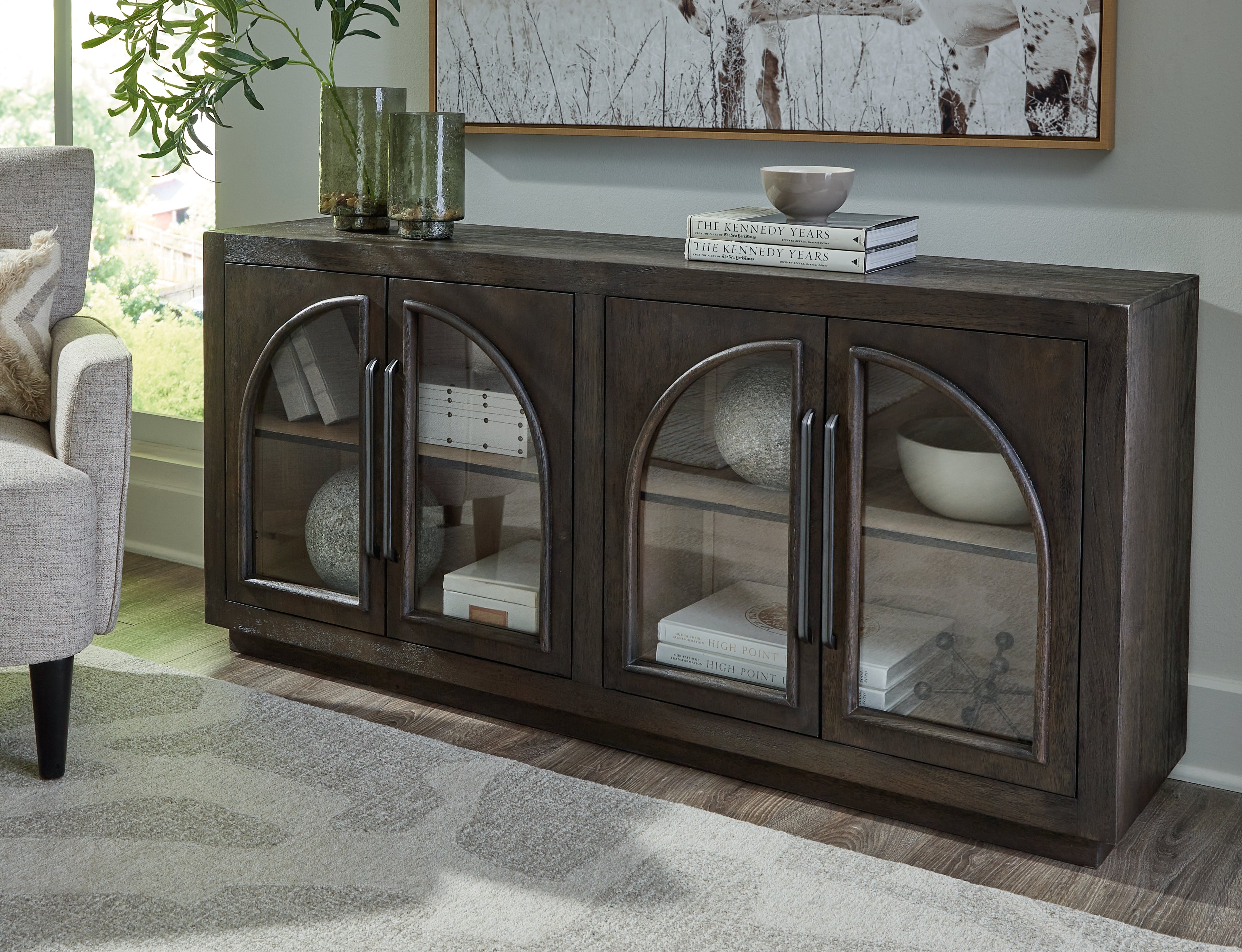Hoover Furniture Outlet - Ashley Furniture - Dreley Accent Cabinet - Accent Cabinet - A4000586
