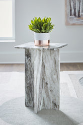Hoover Furniture Outlet - Ashley Furniture - Keithwell Accent Table - Accent Table - A4000611