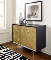 Hoover Furniture Outlet - Ashley Furniture - Tayner Accent Cabinet - Accent Cabinet - A4000654