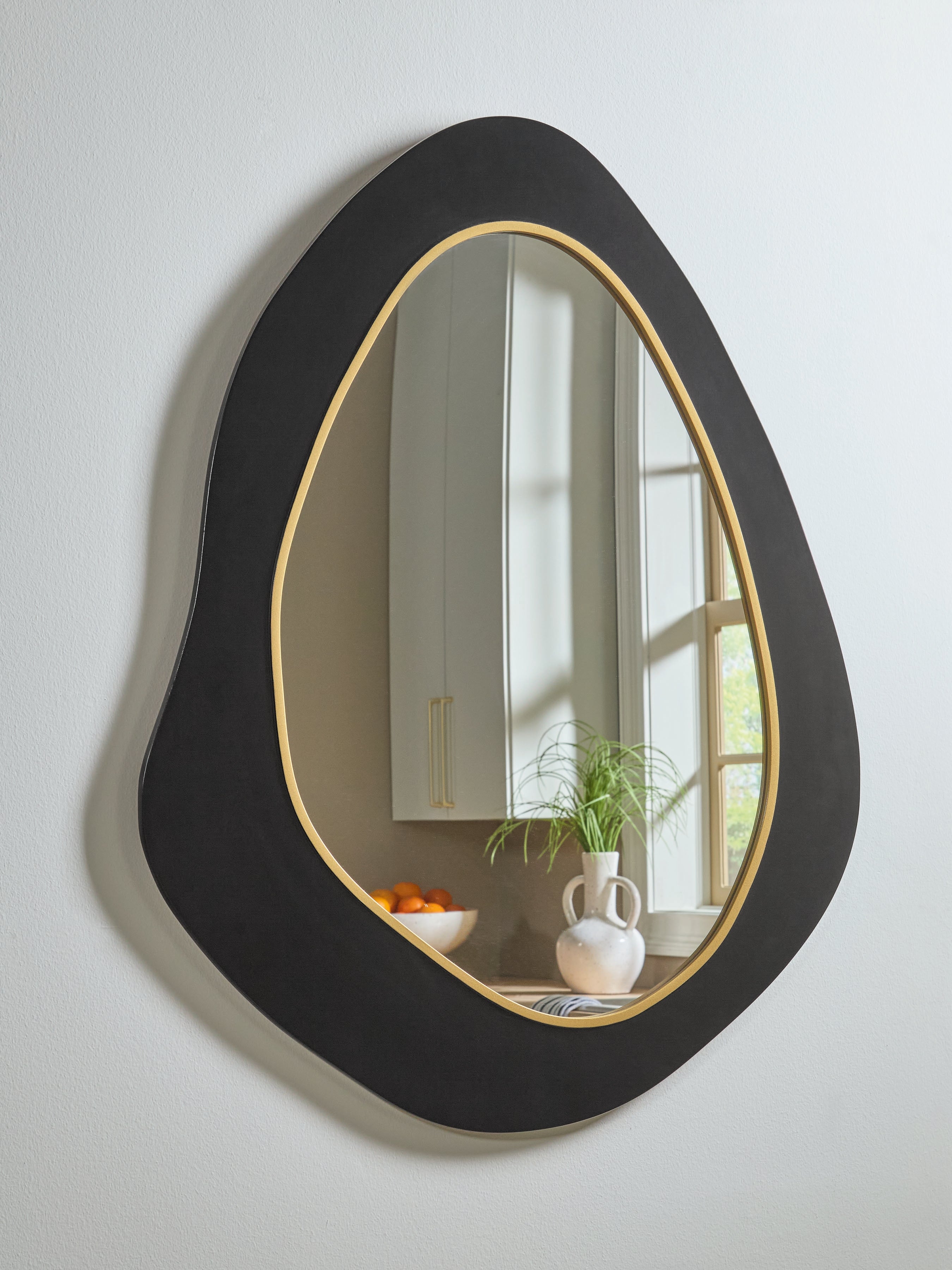 Hoover Furniture Outlet - Ashley Furniture - Kierlock Accent Mirror - Accent Mirror - A8010414