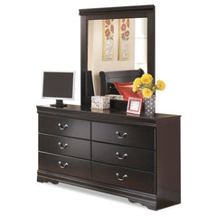 Huey Vineyard Dresser, Mirror, Chest and Nightstand