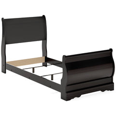 Huey Vineyard Twin Sleigh Bed and Nightstand