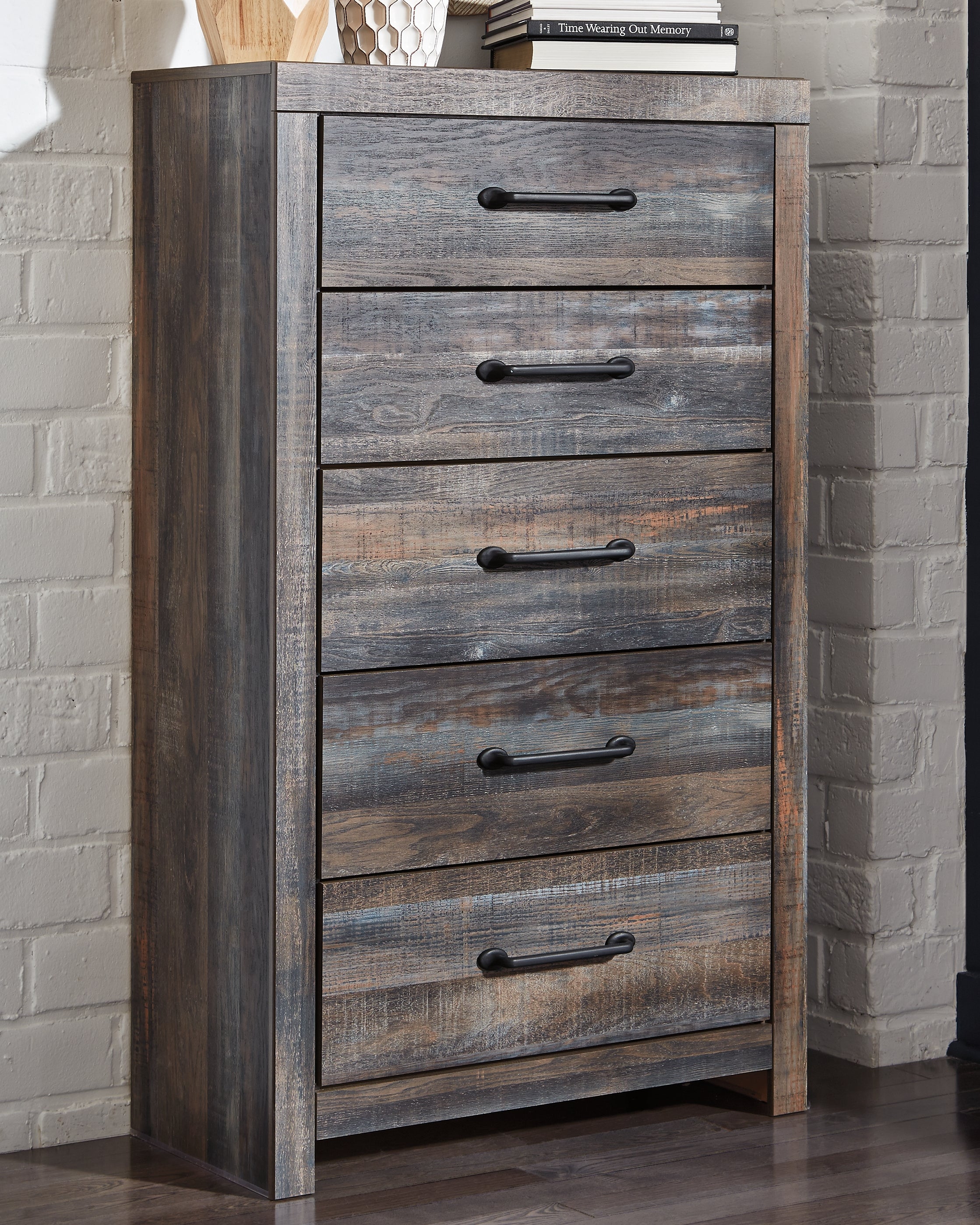 Hoover Furniture Outlet - Ashley Furniture - Drystan Chest of Drawers - Five Drawer Chest - B211-46