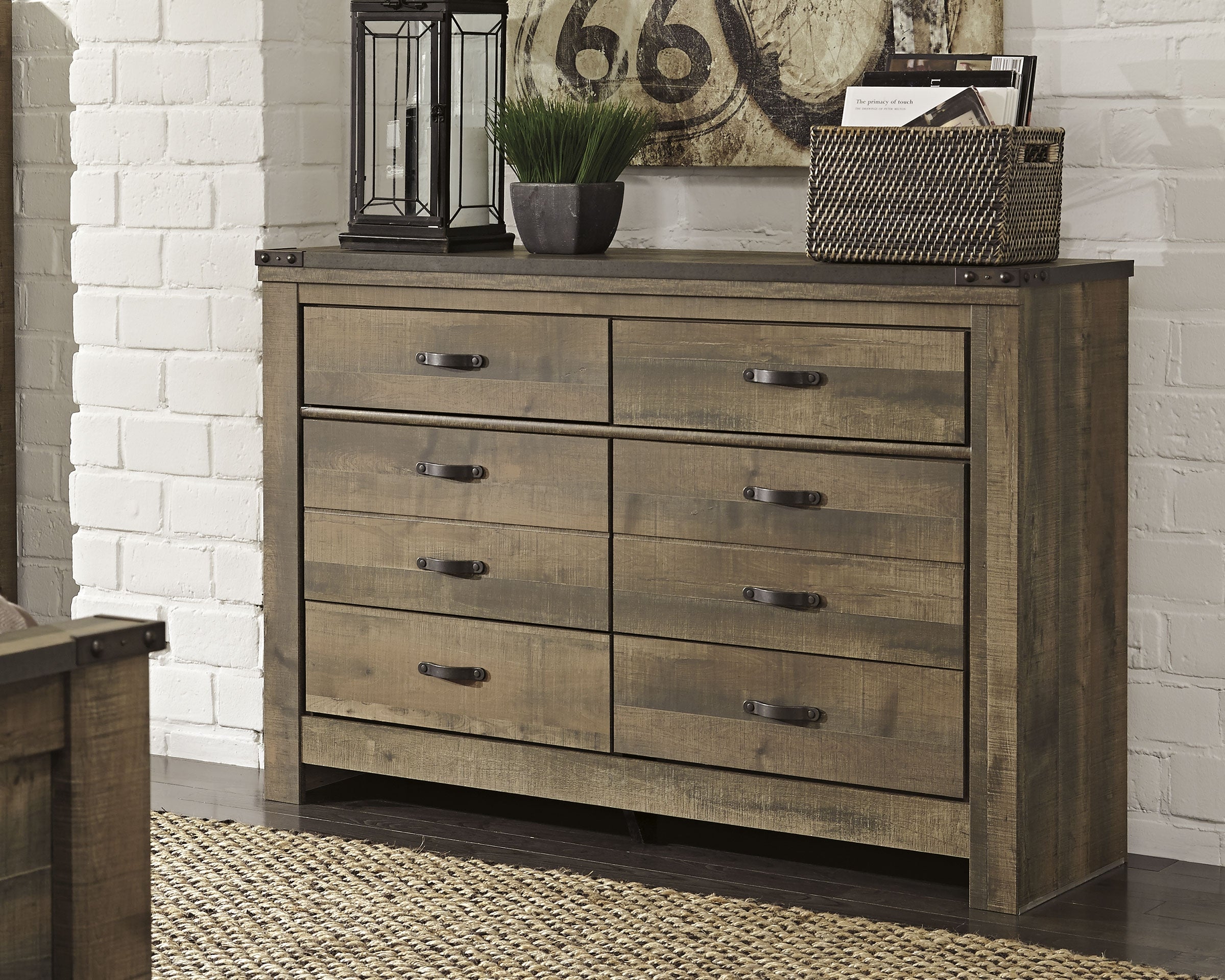 Hoover Furniture Outlet - Ashley Furniture - Trinell Dresser - Six Drawer Dresser - B446-31