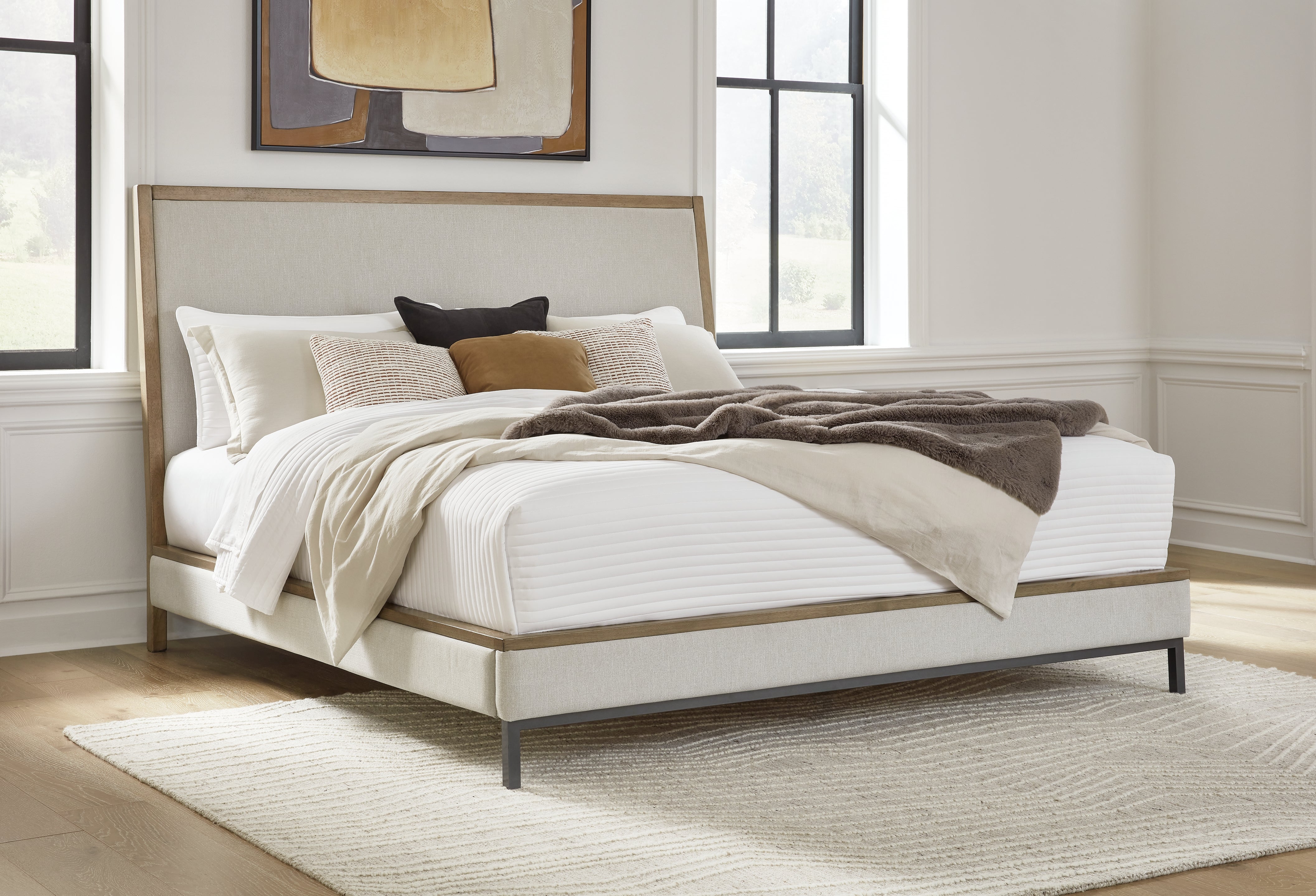 Hoover Furniture Outlet - Ashley Furniture - Tomtyn King Upholstered Bed - King Upholstered Bed - B622B4