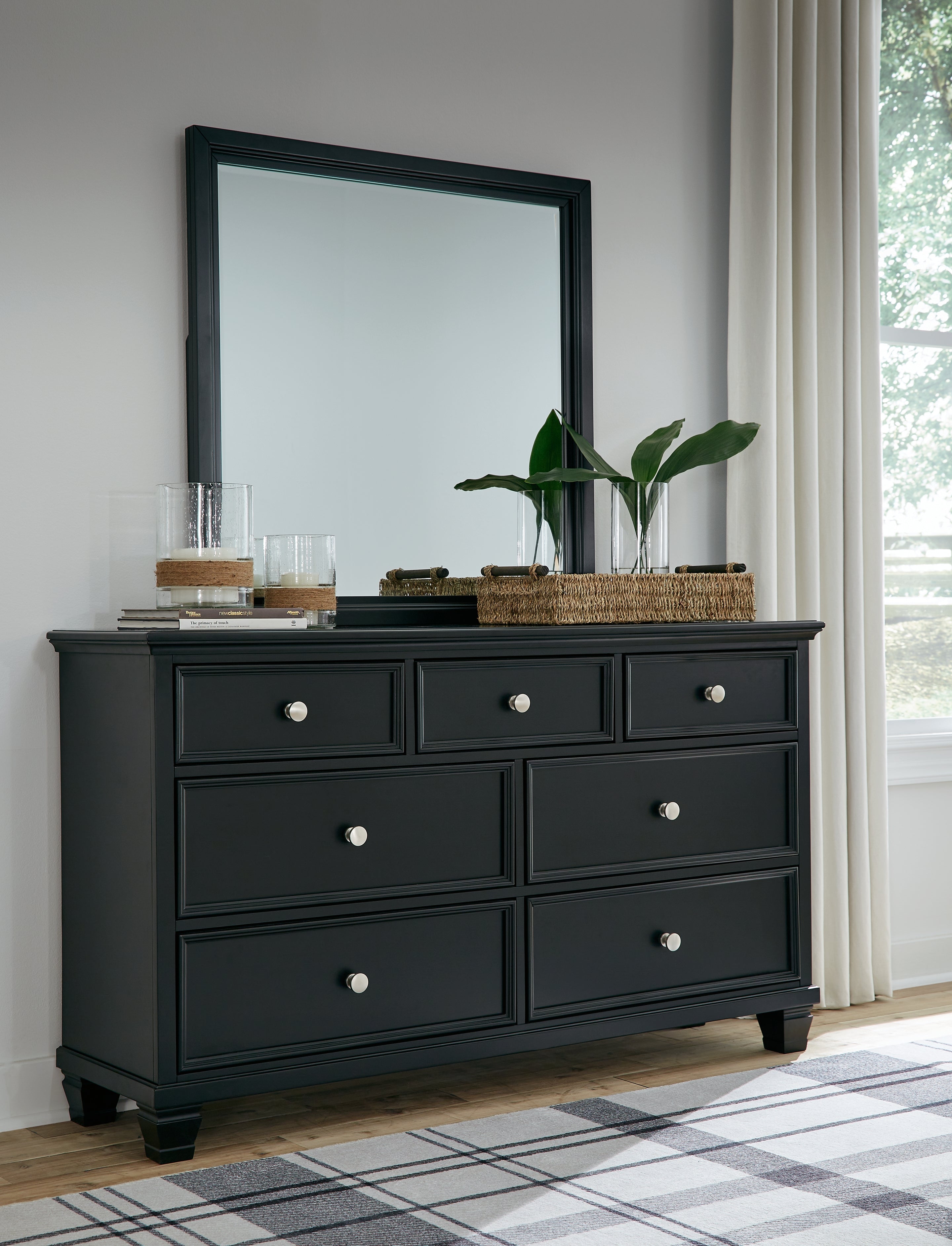 Hoover Furniture Outlet - Ashley Furniture - Lanolee Dresser and Mirror - Dresser and Mirror - B687B1