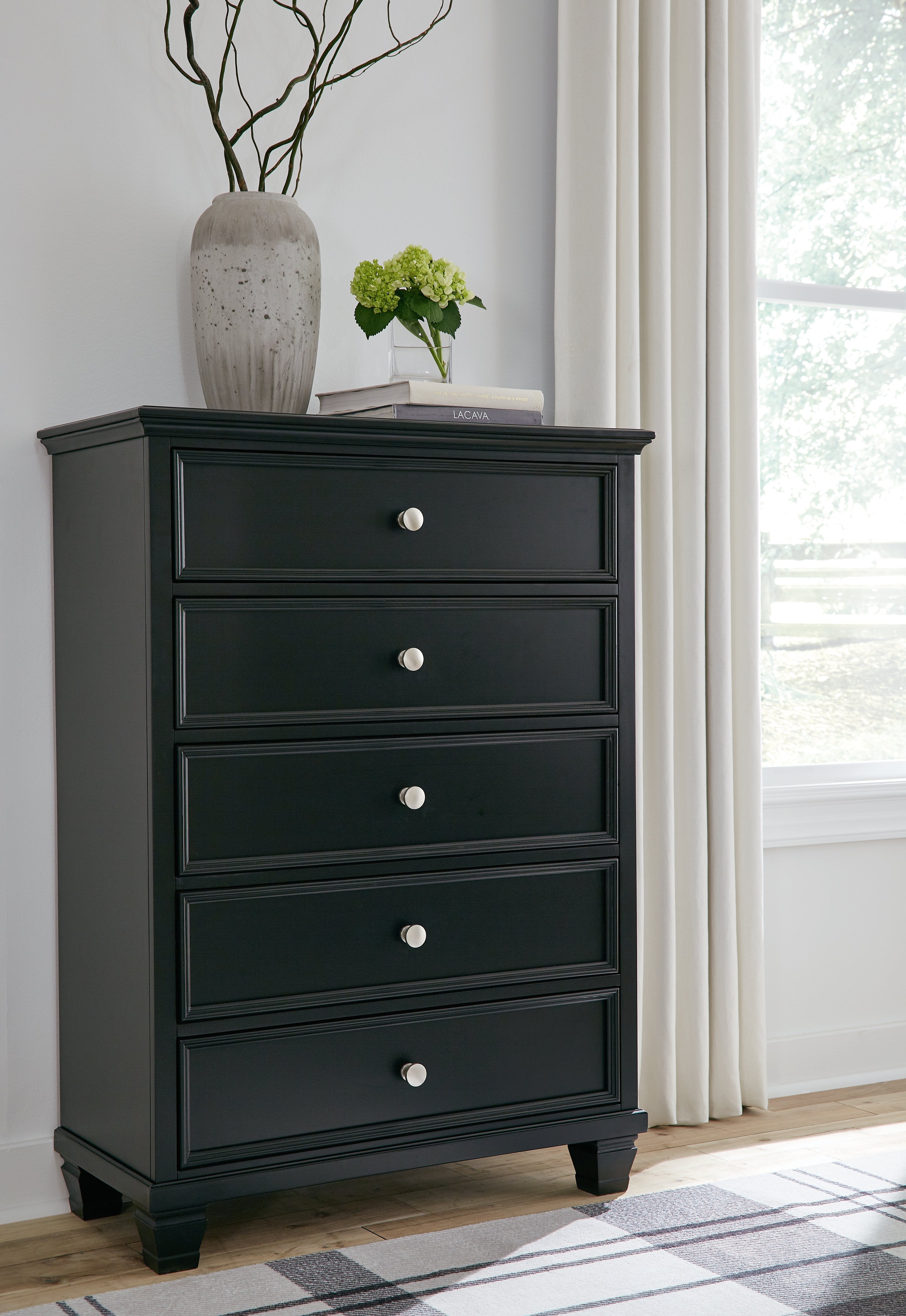 Hoover Furniture Outlet - Ashley Furniture - Lanolee Chest of Drawers - Five Drawer Chest - B687-46