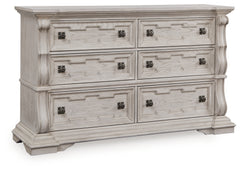 Bruchandi Dresser