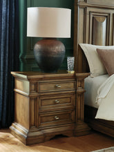Hoover Furniture Outlet - Ashley Furniture - Frantanna Nightstand - Three Drawer Night Stand - PCB949-93