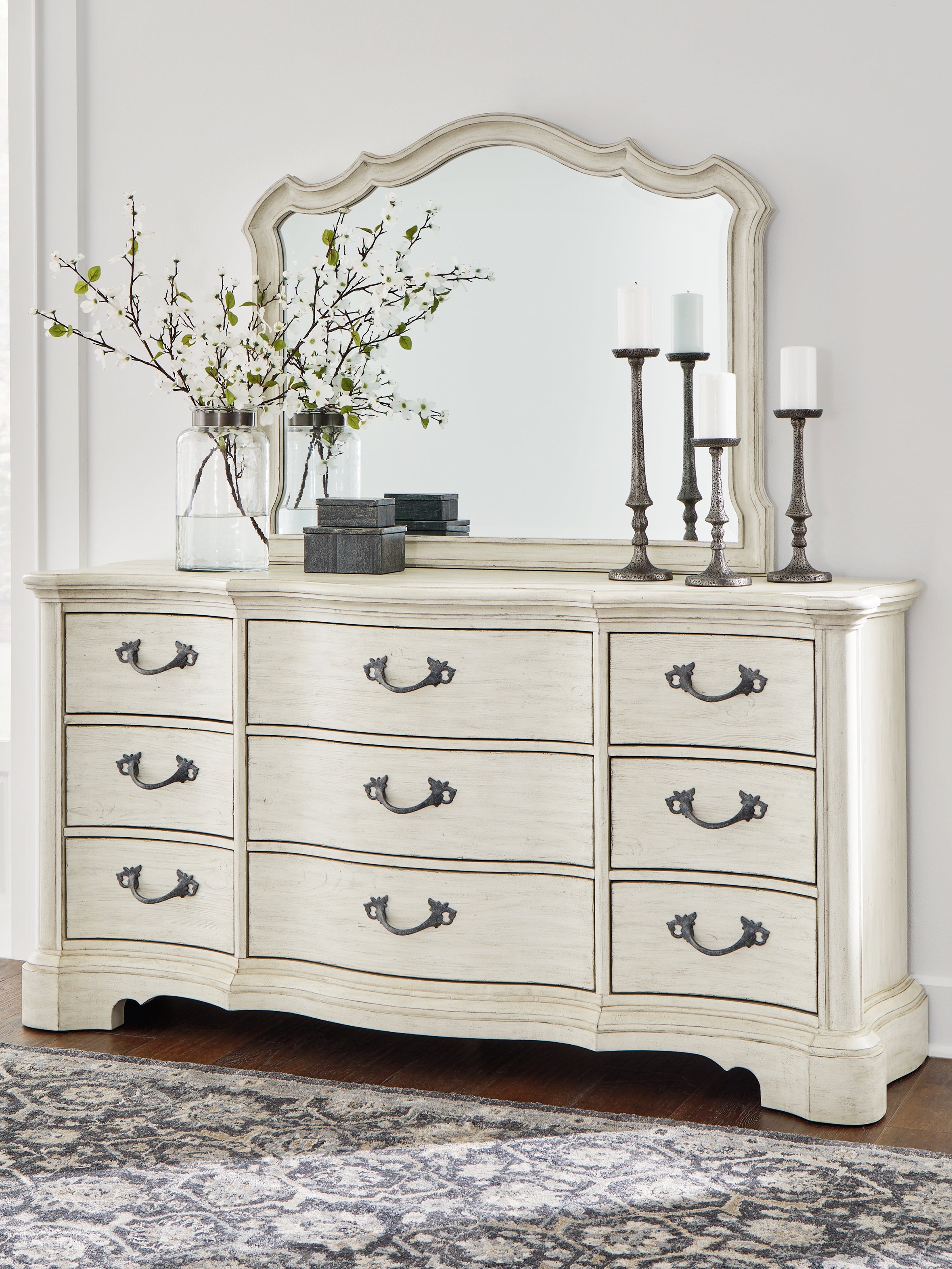 Hoover Furniture Outlet - Ashley Furniture - Arlendyne Dresser and Mirror - Dresser and Mirror - B980B1