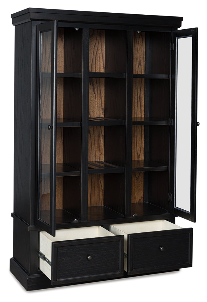 Hoover Furniture Outlet - Ashley Furniture - Greddinton Curio - Curio - PCD824-186