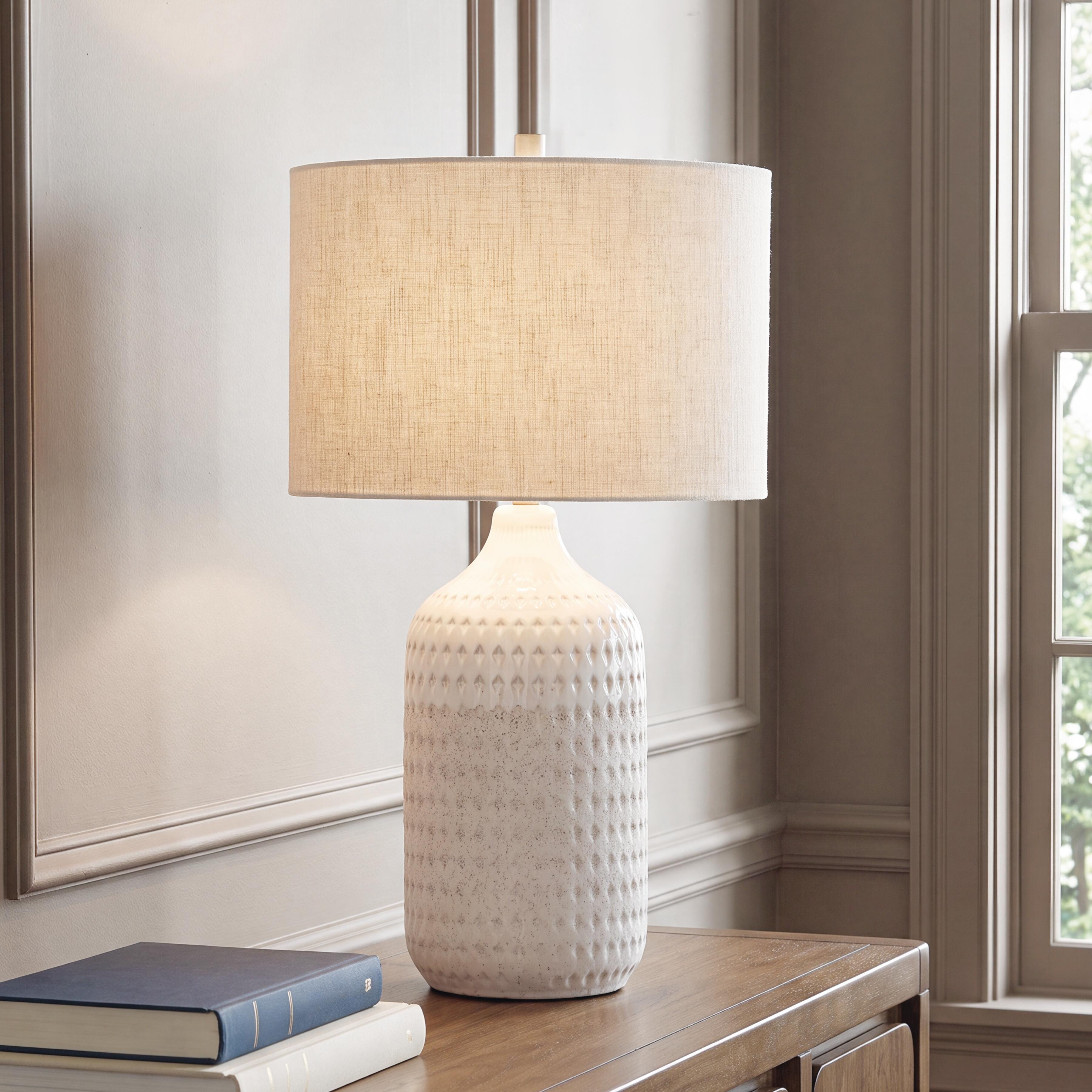 Hoover Furniture Outlet - Ashley Furniture - Capwich Table Lamp - Ceramic Table Lamp (1/CN) - L100994