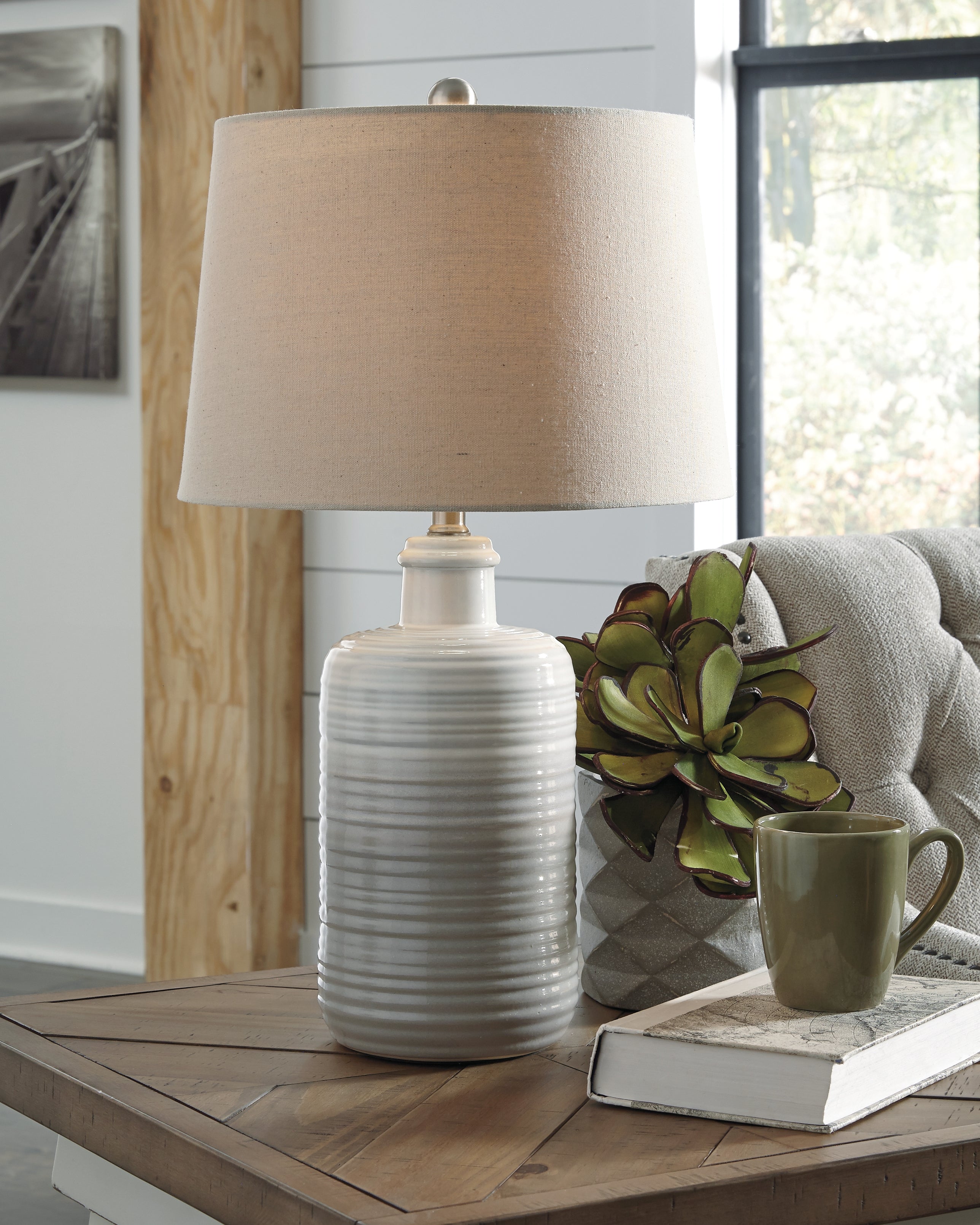 Hoover Furniture Outlet - Ashley Furniture - Marnina Table Lamp (Set of 2) - Ceramic Table Lamp (Set of 2) - L121854