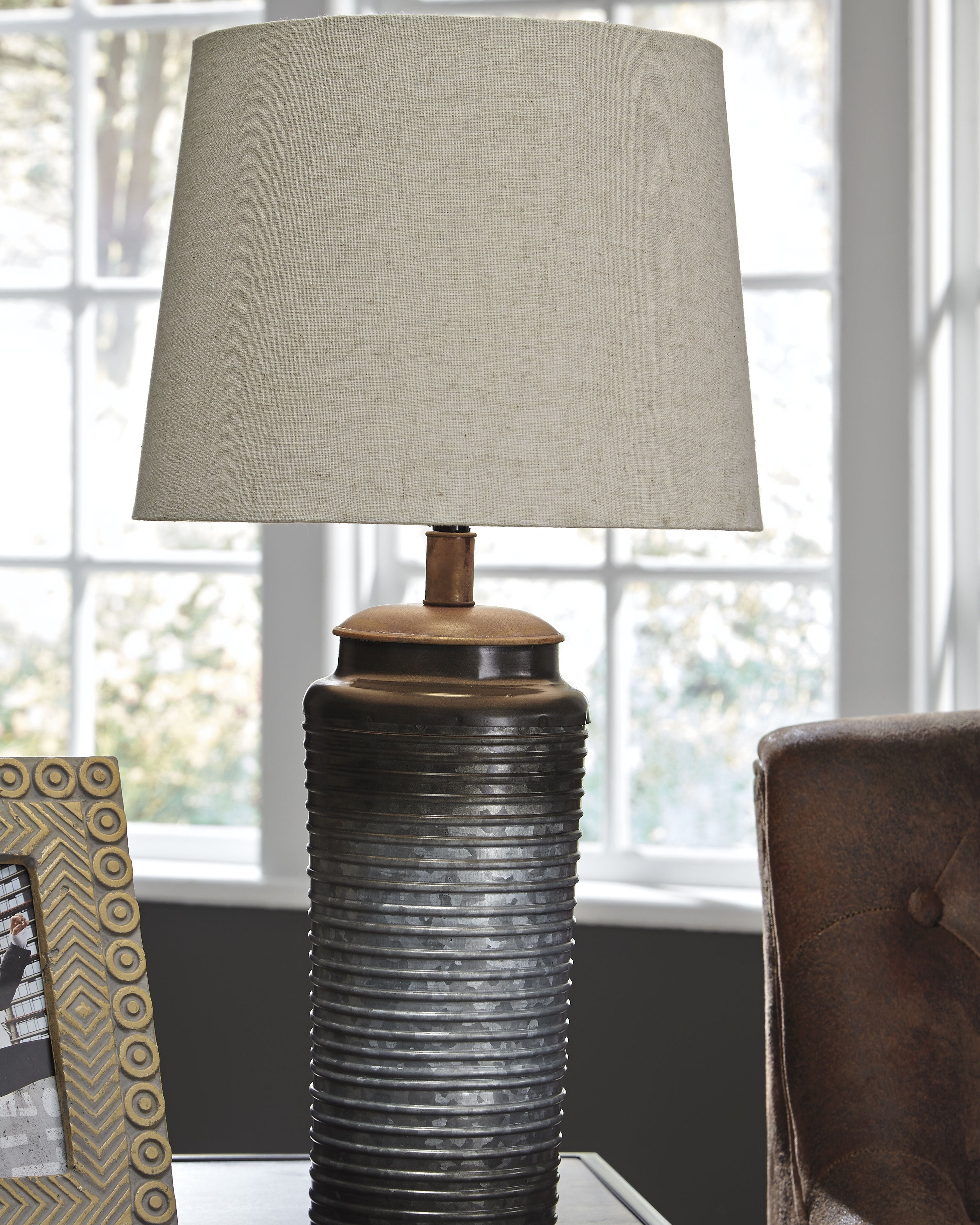 Hoover Furniture Outlet - Ashley Furniture - Norbert Table Lamp (Set of 2) - Metal Table Lamp (Set of 2) - L204064