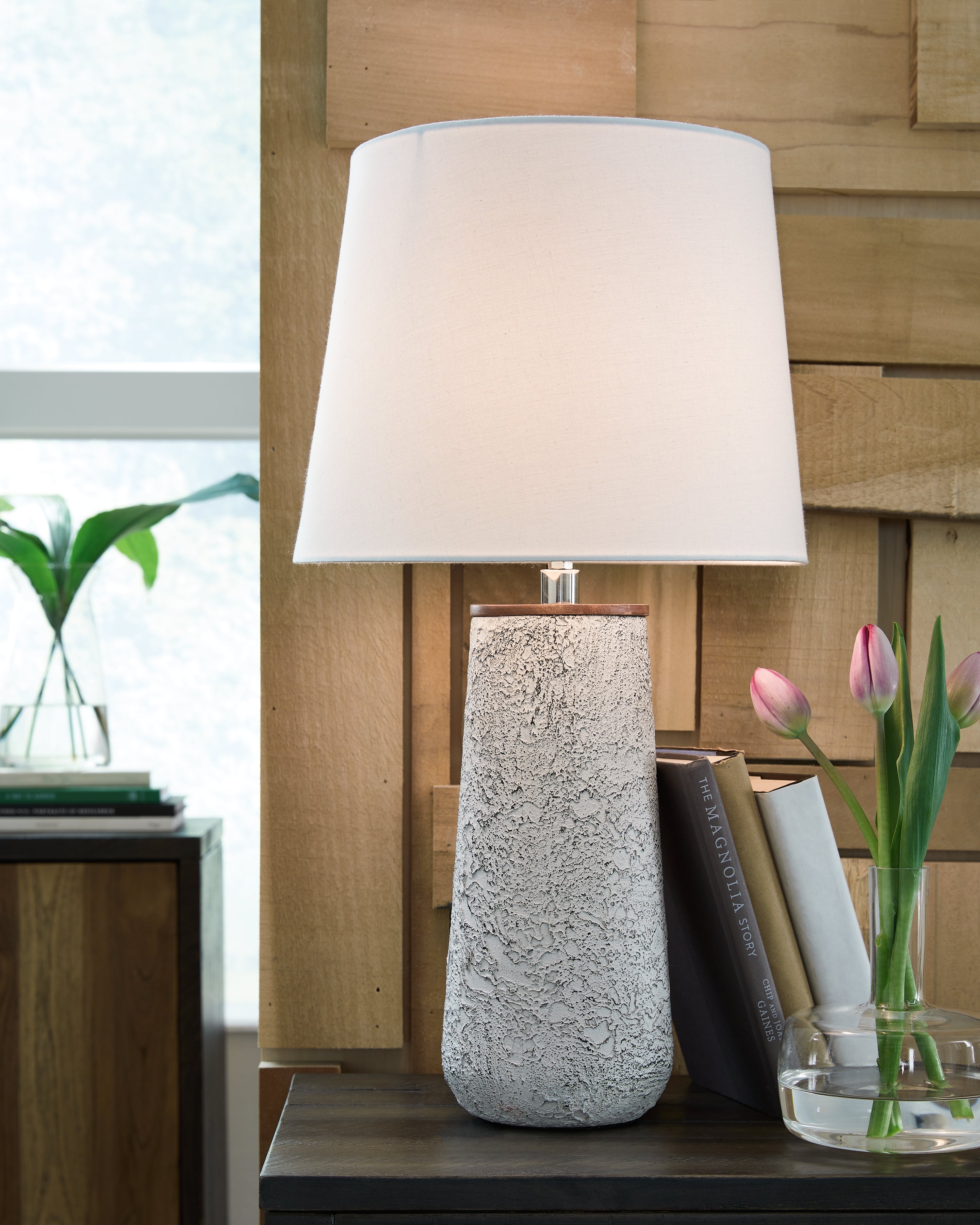 Hoover Furniture Outlet - Ashley Furniture - Chaston Table Lamp (Set of 2) - Metal Table Lamp (Set of 2) - L204464