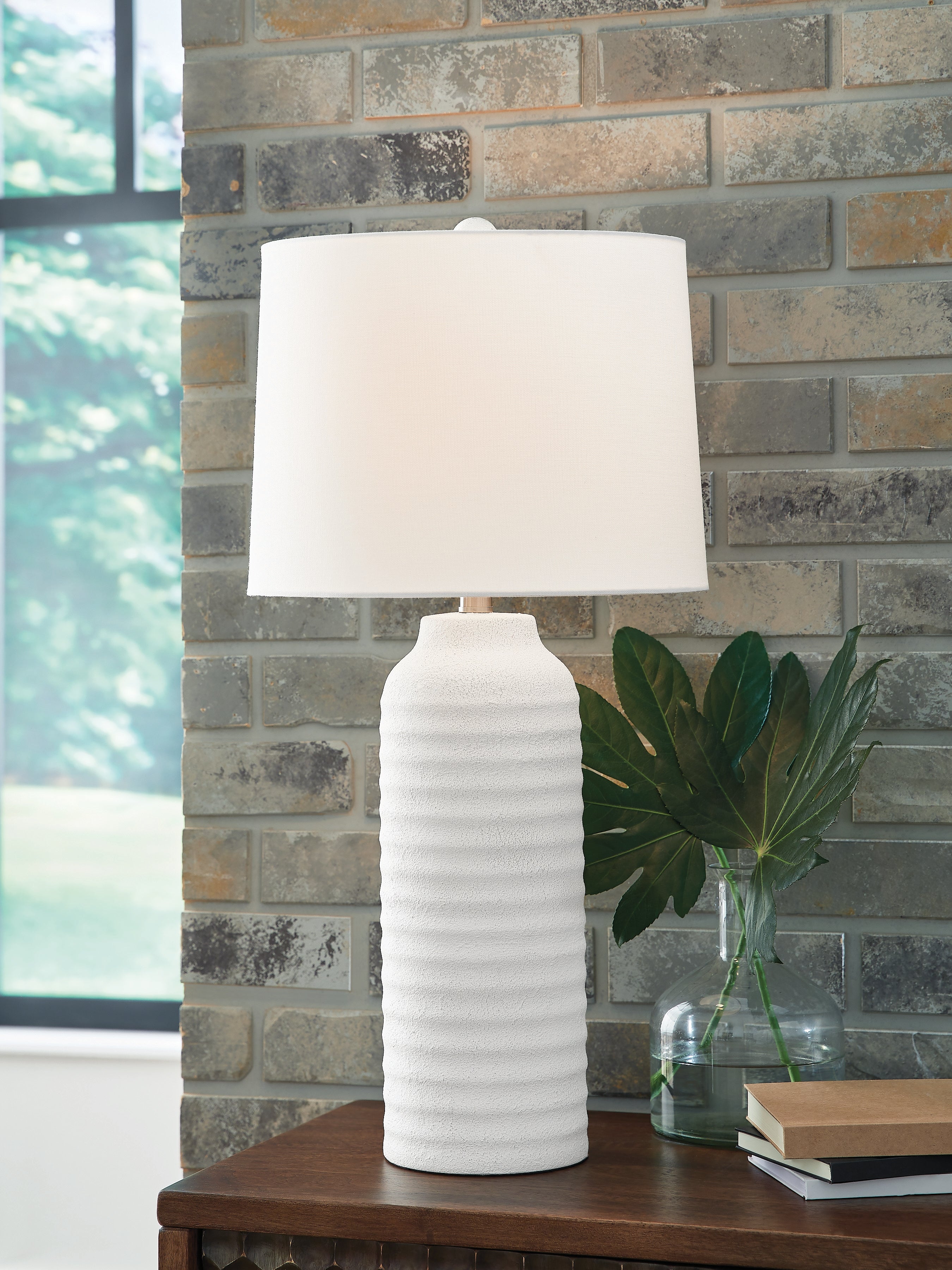 Hoover Furniture Outlet - Ashley Furniture - Vauville Table Lamp (Set of 2) - Poly Table Lamp (Set of 2) - L243674