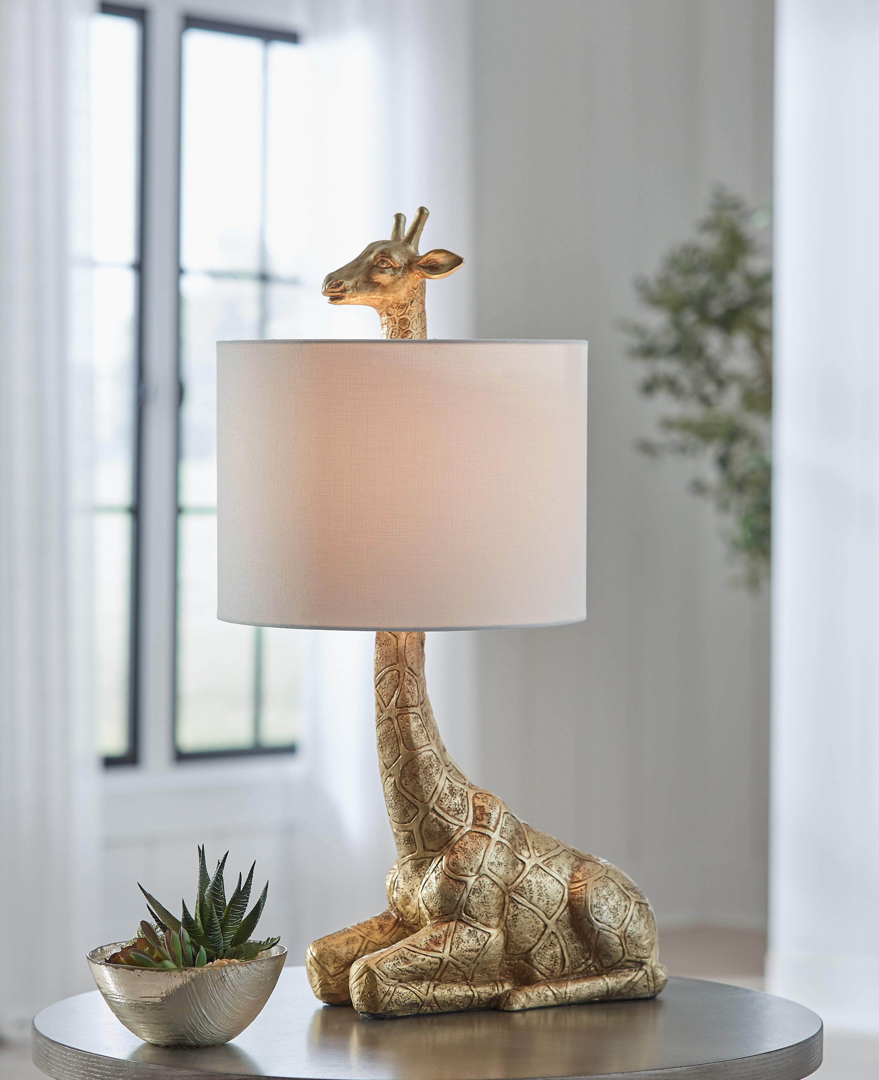 Hoover Furniture Outlet - Ashley Furniture - Ferrison Table Lamp - Poly Table Lamp (1/CN) - L317004