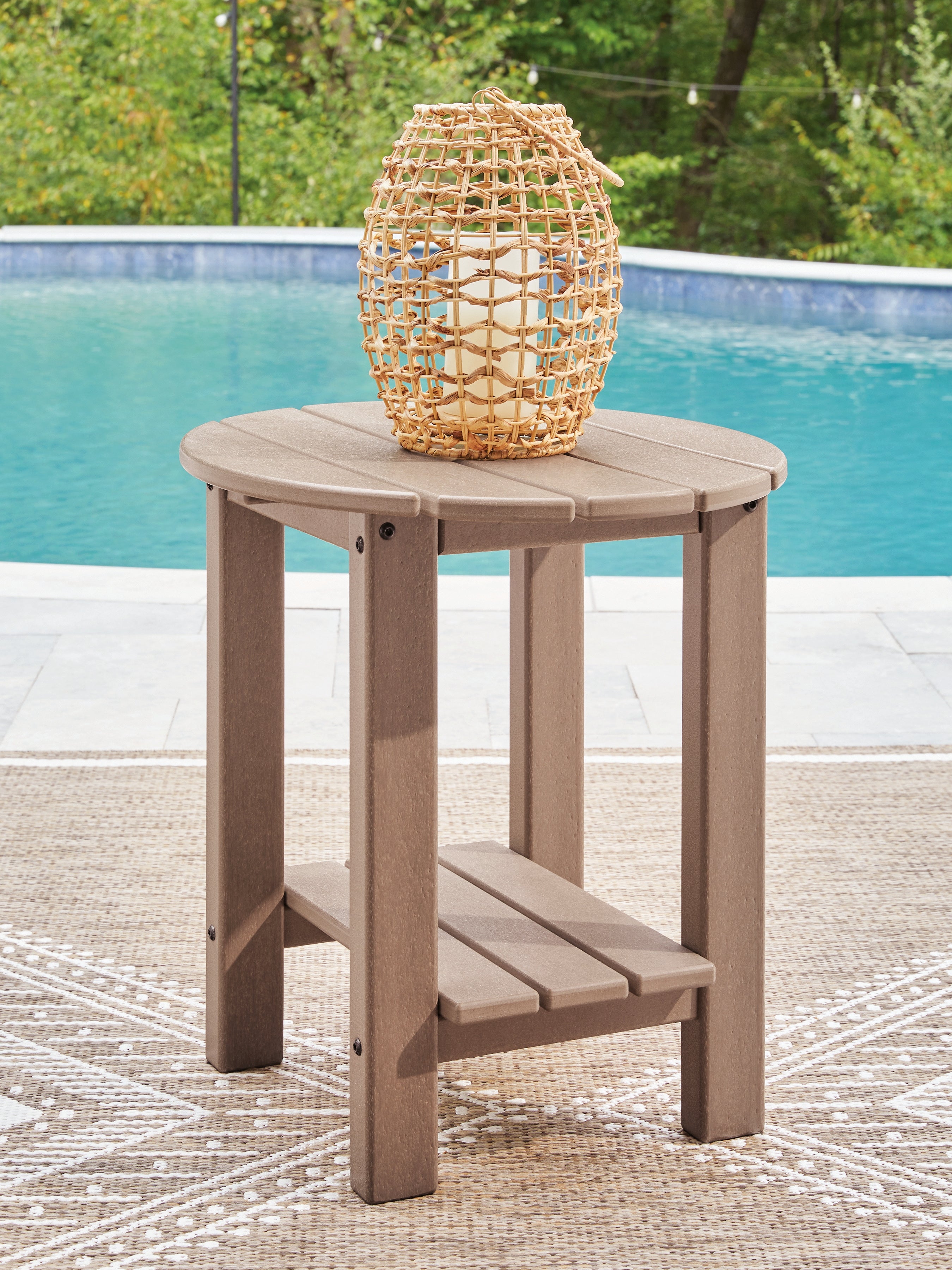 Hoover Furniture Outlet - Ashley Furniture - Grover Beach Outdoor End Table - Oval End Table - PCP422-706