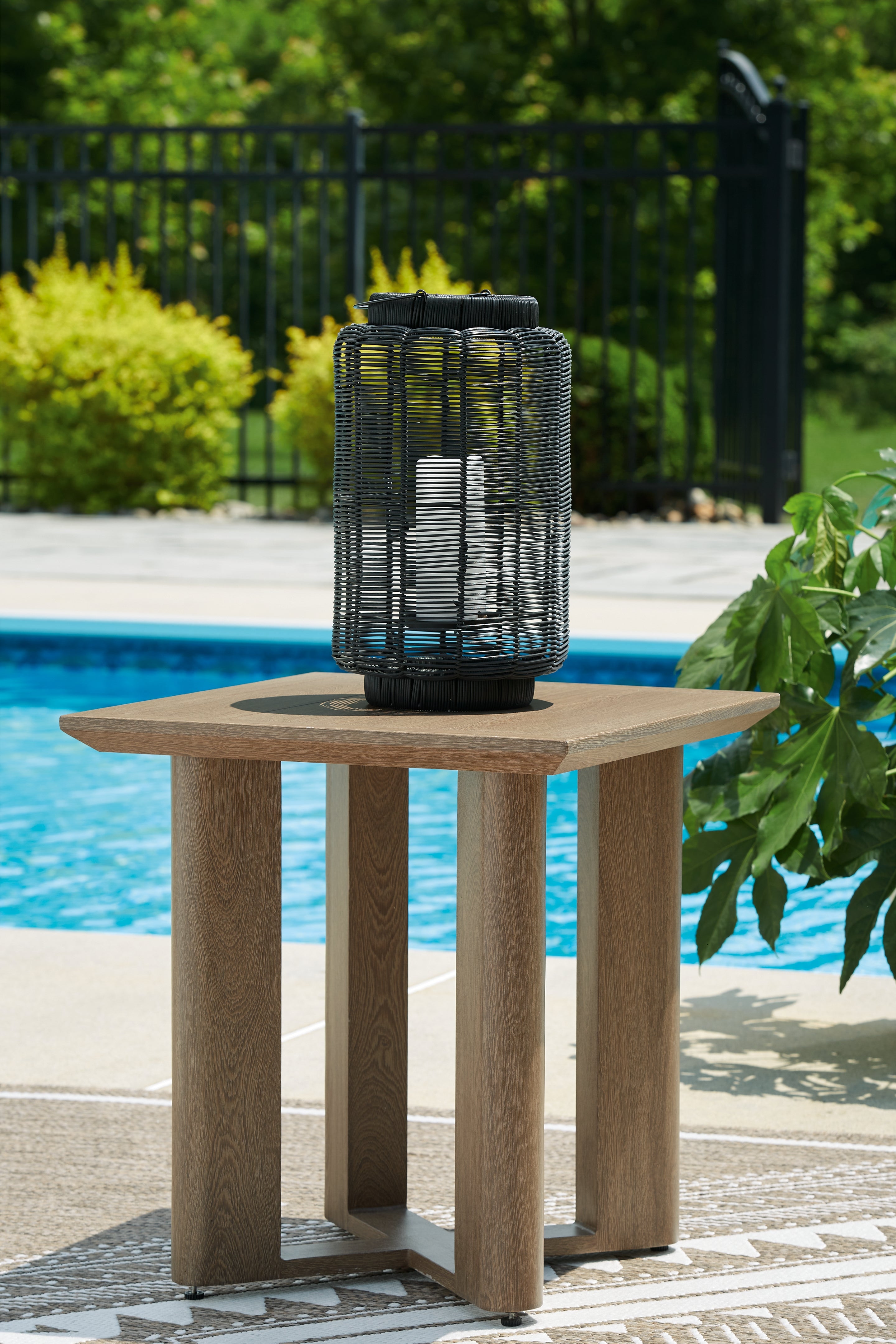 Hoover Furniture Outlet - Ashley Furniture - Serene Bay Outdoor End Table - Square End Table - P671-702