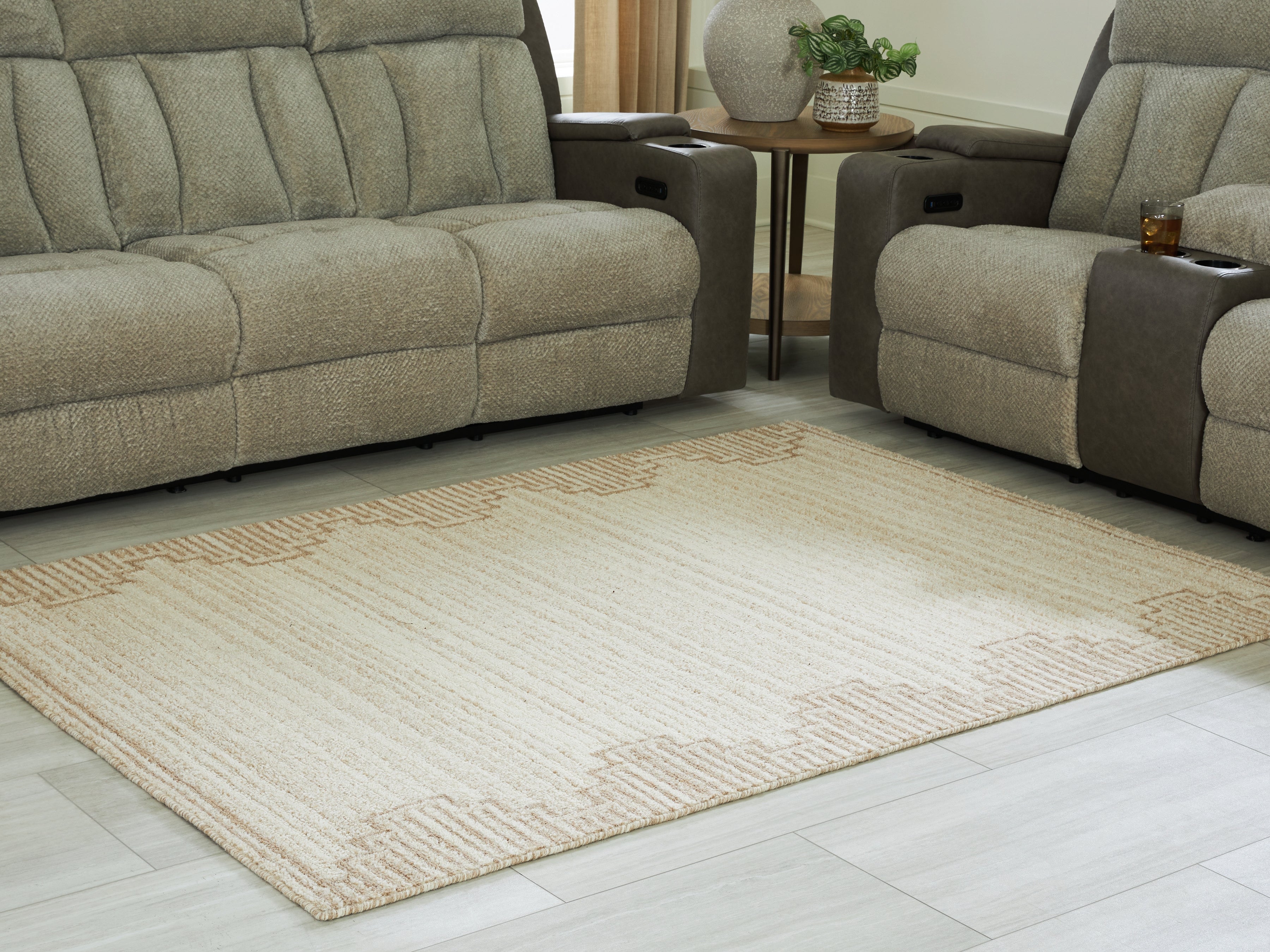 Hoover Furniture Outlet - Ashley Furniture - Emorymore Medium Rug - Medium Rug - R407302
