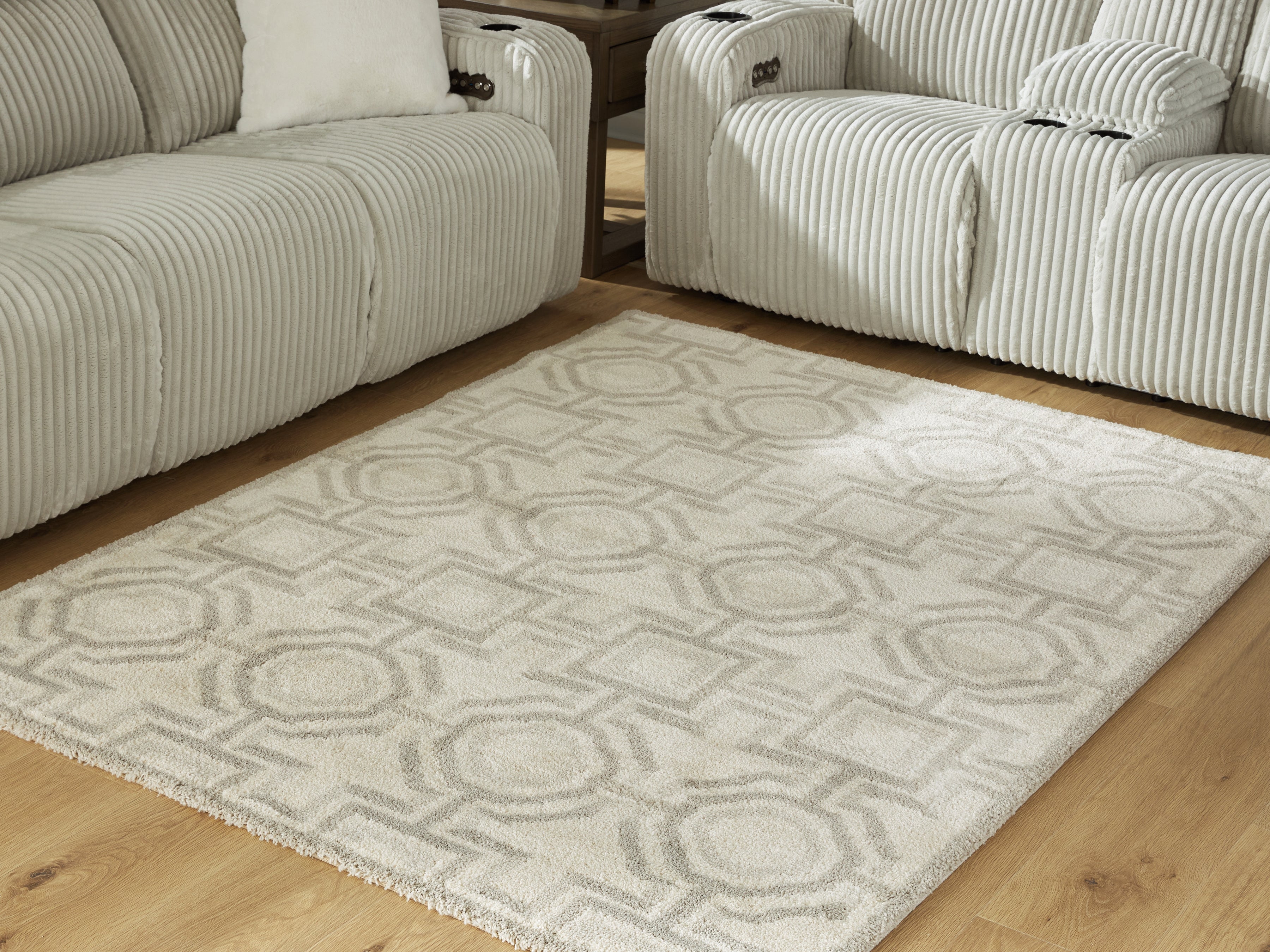 Hoover Furniture Outlet - Ashley Furniture - Maconville Medium Rug - Medium Rug - R407322