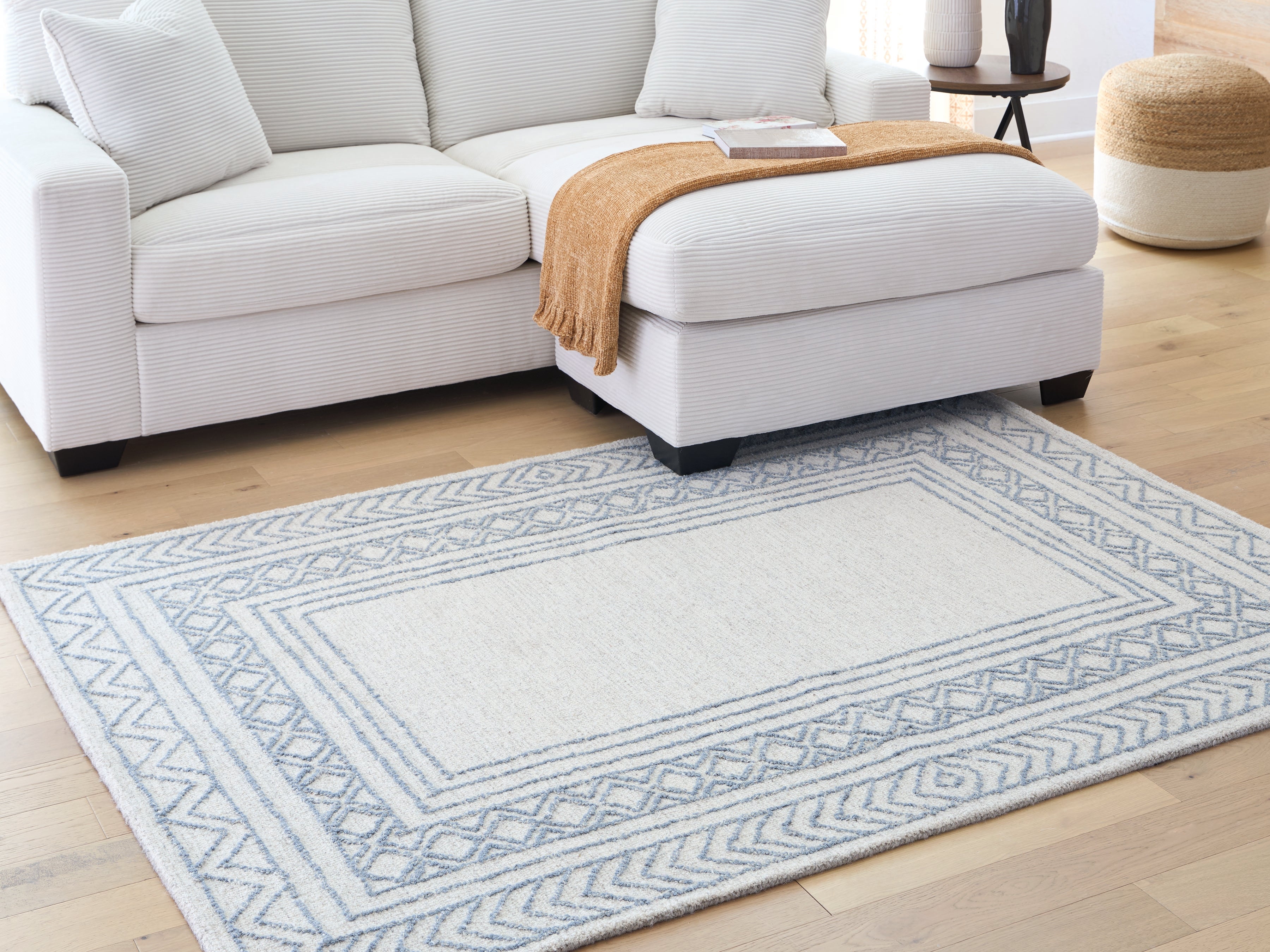 Hoover Furniture Outlet - Ashley Furniture - Azelhurst 5' x 7' Area Rug - 5' x 7' Area Rug - R407852