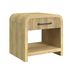 Ridgemont End Table with USB in Natural