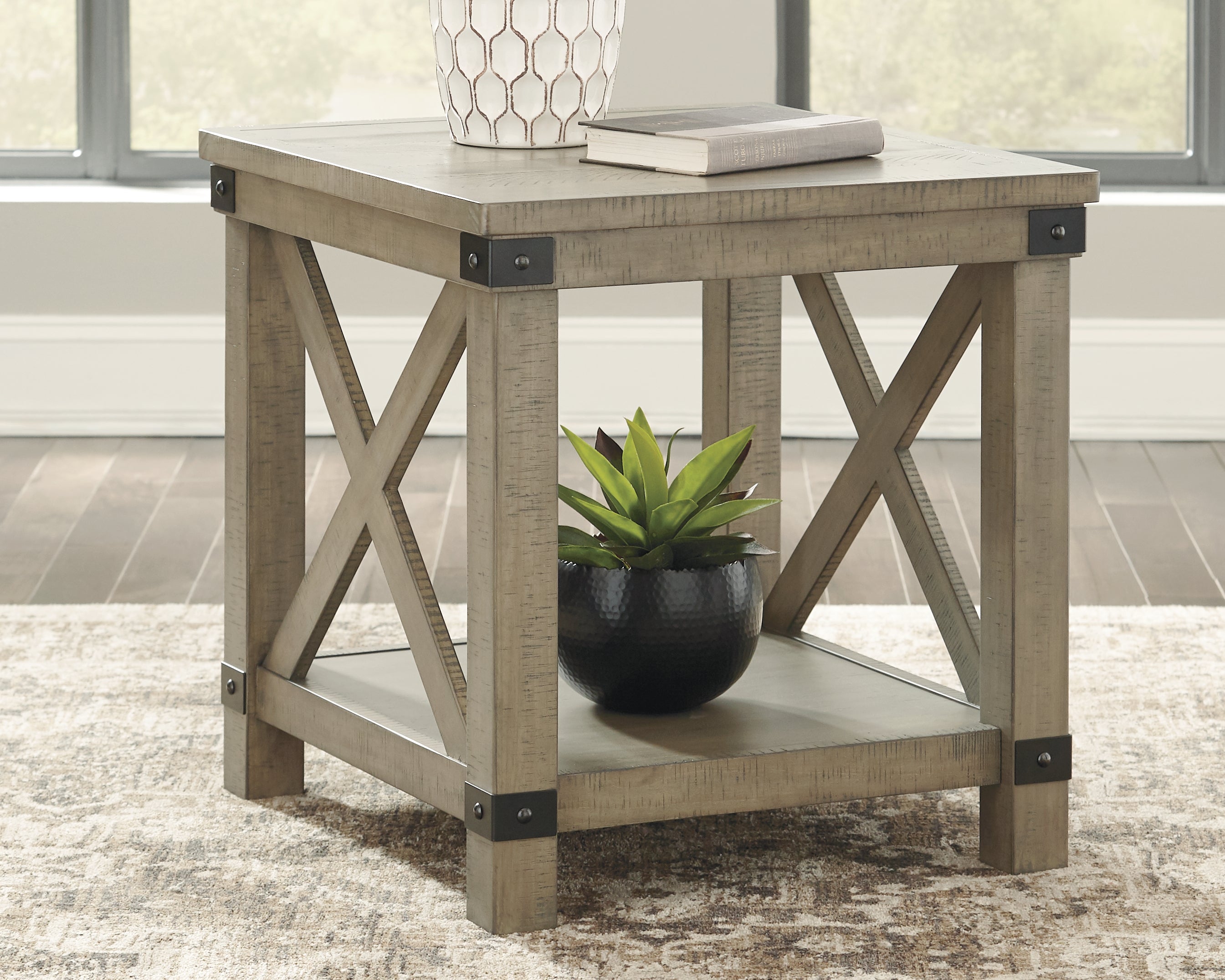 Hoover Furniture Outlet - Ashley Furniture - Aldwin End Table - Rectangular End Table - T457-3