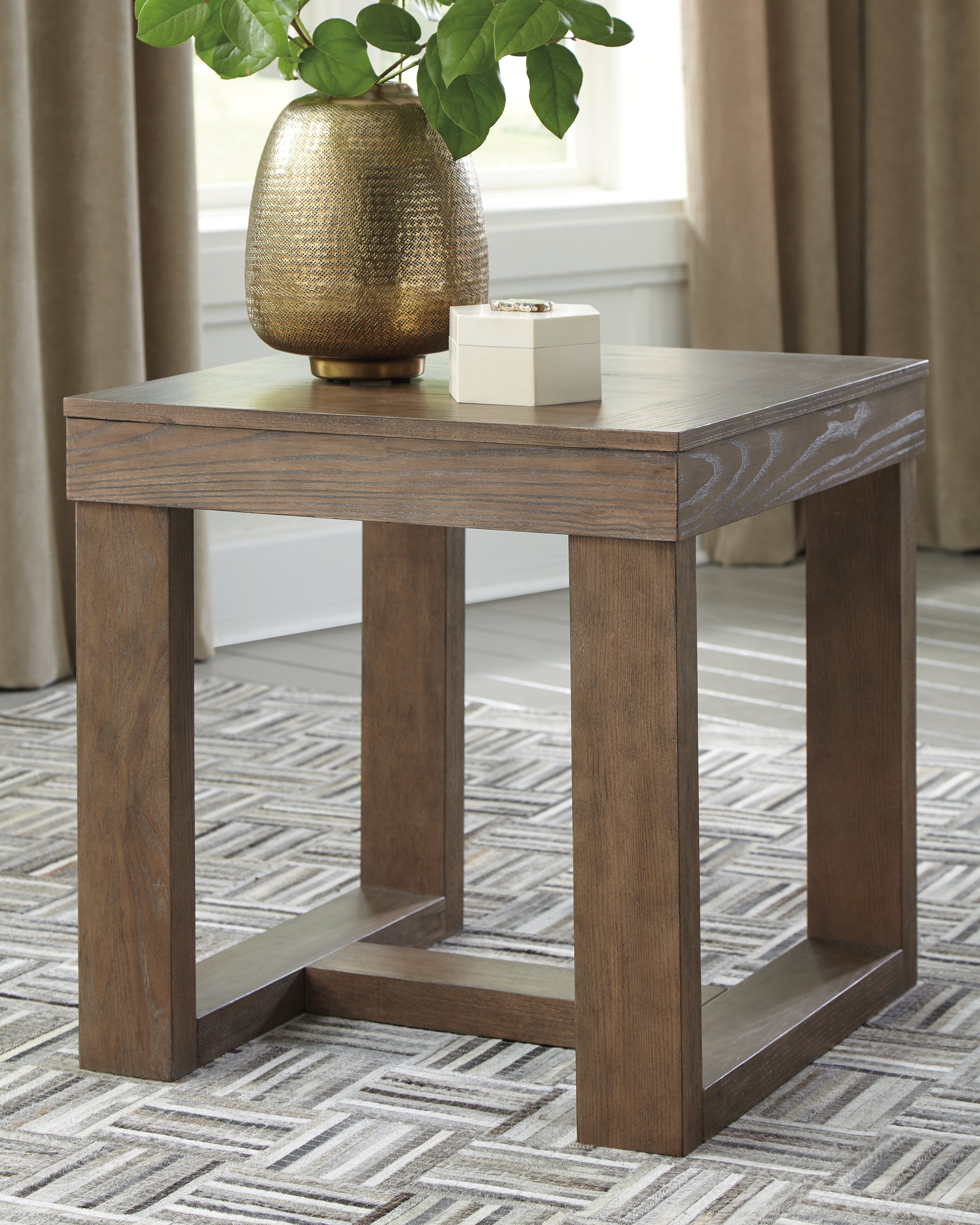 Hoover Furniture Outlet - Ashley Furniture - Cariton End Table - Square End Table - T471-2