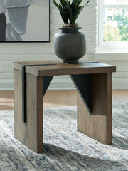 Hoover Furniture Outlet - Ashley Furniture - Kandinew End Table - Square End Table - T554-2
