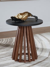 Hoover Furniture Outlet - Ashley Furniture - Kallari End Table - Round End Table - T737-6