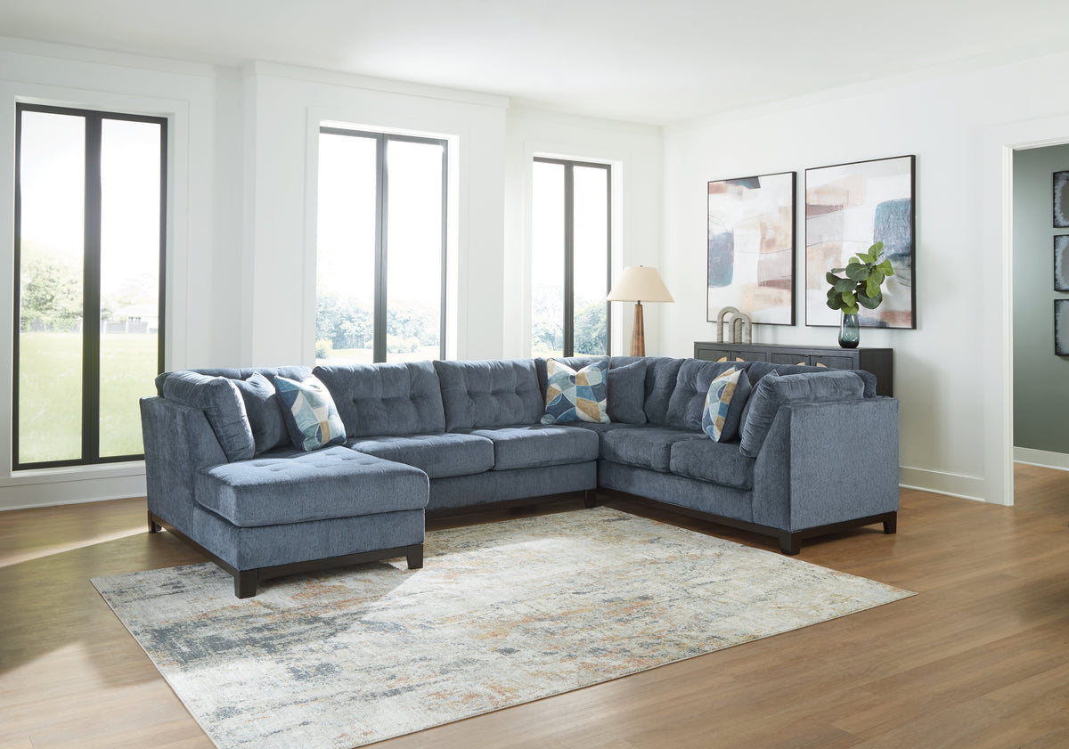 Hoover Furniture Outlet - Ashley Furniture - Maxon Place 3-Piece Sectional with Chaise - RAF 3-Piece Sectional with Chaise - 33003S1