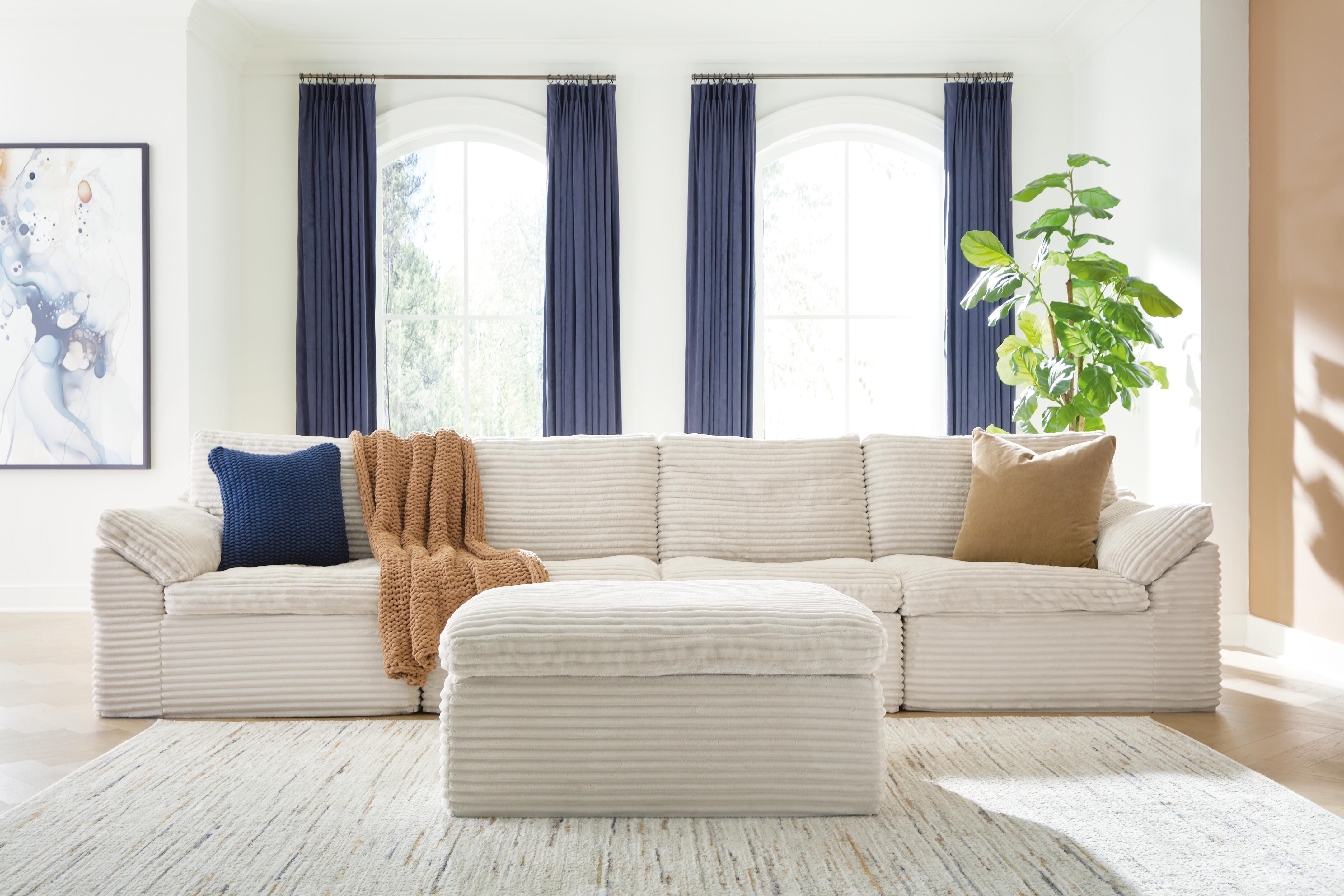 Hoover Furniture Outlet - Ashley Furniture - Fannin 4-Piece Sectional with Ottoman - RAF 4-Piece Sectional with Ottoman - PC84304S1