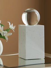 Hoover Furniture Outlet - Ashley Furniture - Sellner Sculpture - Sculpture / Clear/White - A2000777