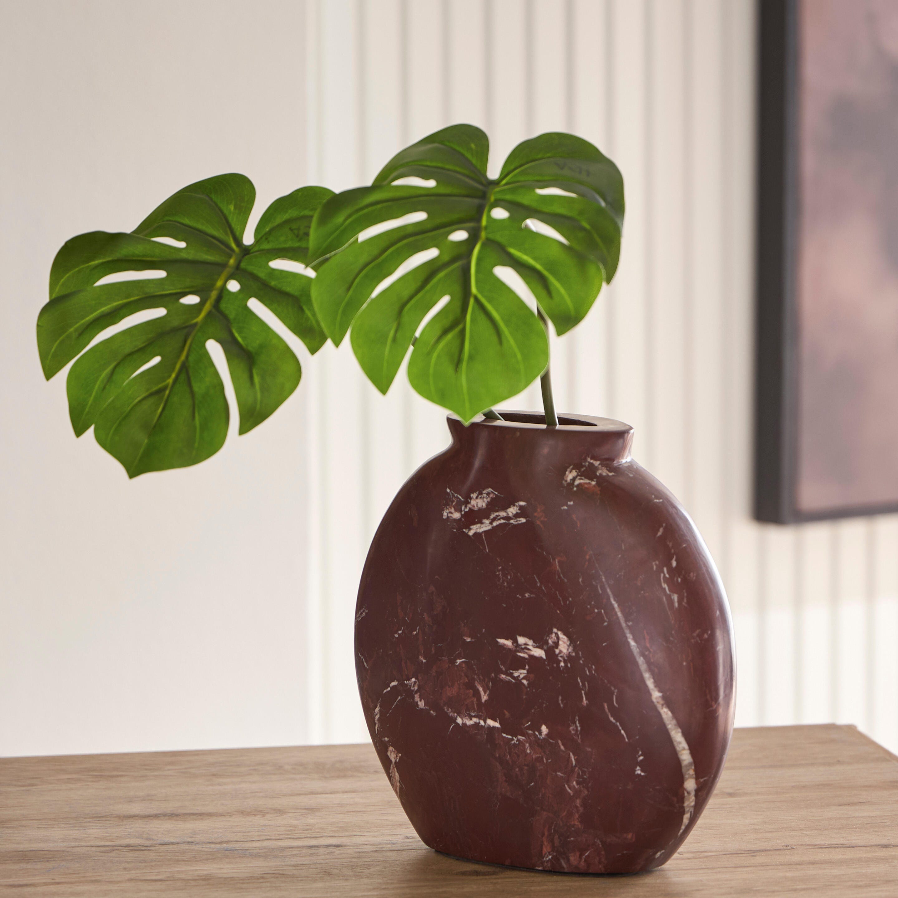 Hoover Furniture Outlet - Ashley Furniture - Dashner Vase - Vase - A2000932