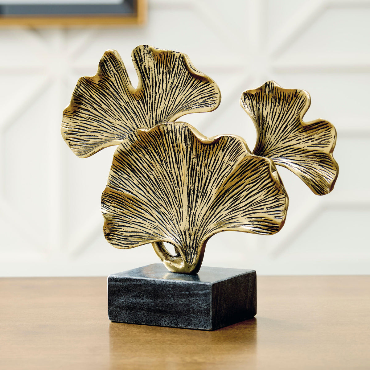 Hoover Furniture Outlet - Ashley Furniture - Collridge Sculpture - Sculpture - A2000941