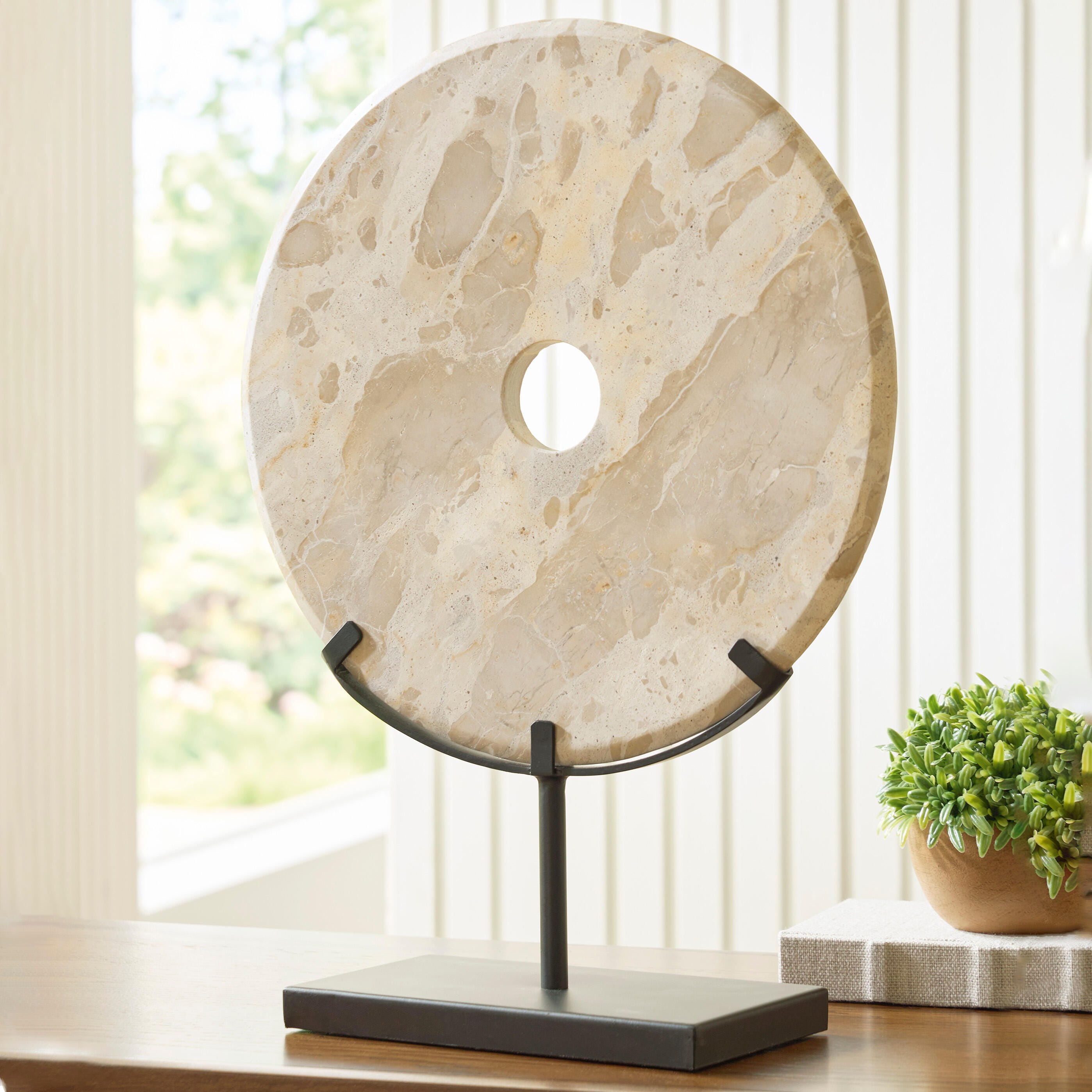 Hoover Furniture Outlet - Ashley Furniture - Wendon Sculpture - Sculpture - A2000953