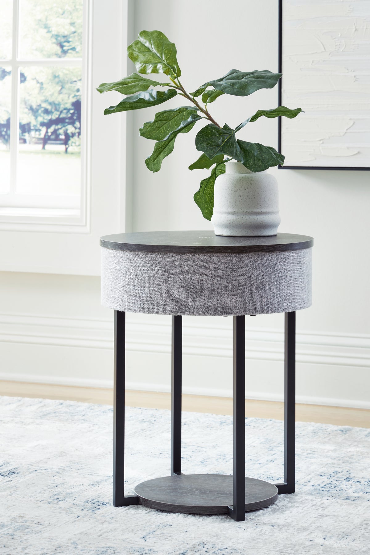 Hoover Furniture Outlet - Ashley Furniture - Sethlen Accent Table with Speaker - Accent Table with Speaker - A4000641
