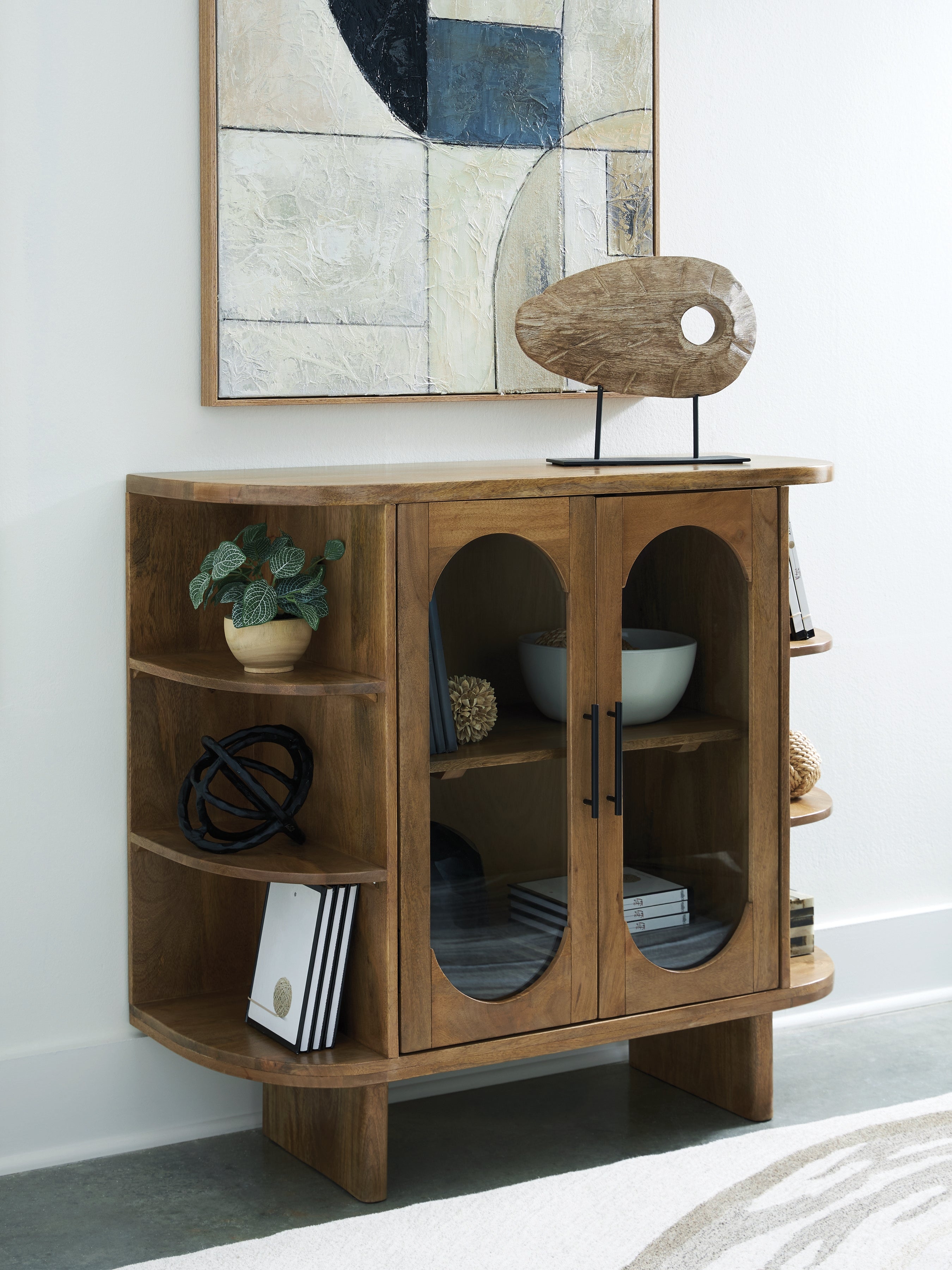 Hoover Furniture Outlet - Ashley Furniture - Niall Accent Cabinet - Accent Cabinet / Light Brown - A4000707