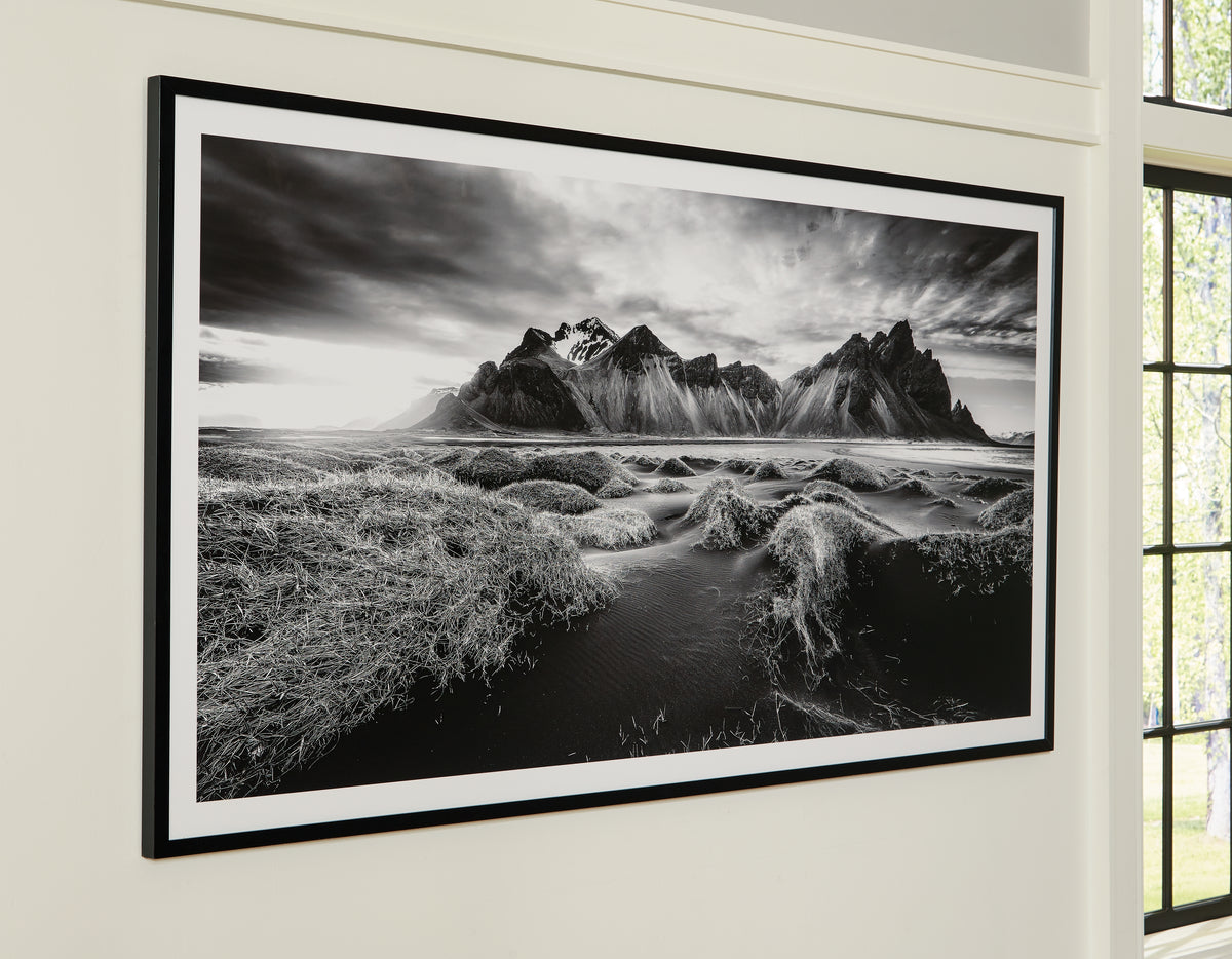 Hoover Furniture Outlet - Ashley Furniture - Delstone Wall Art - Wall Art / Black/White - A8000424