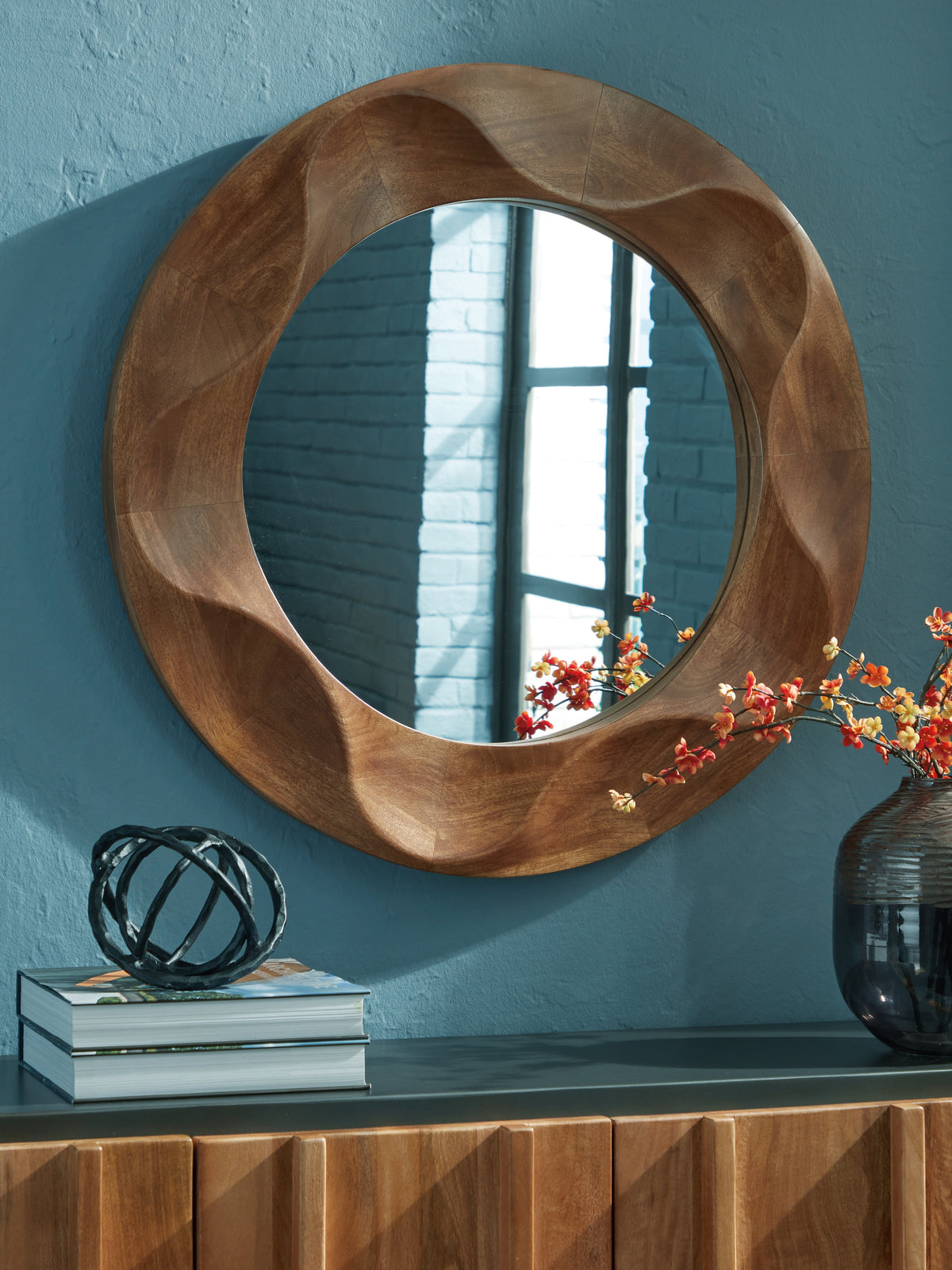 Hoover Furniture Outlet - Ashley Furniture - Aajon Accent Mirror - Accent Mirror - A8010427