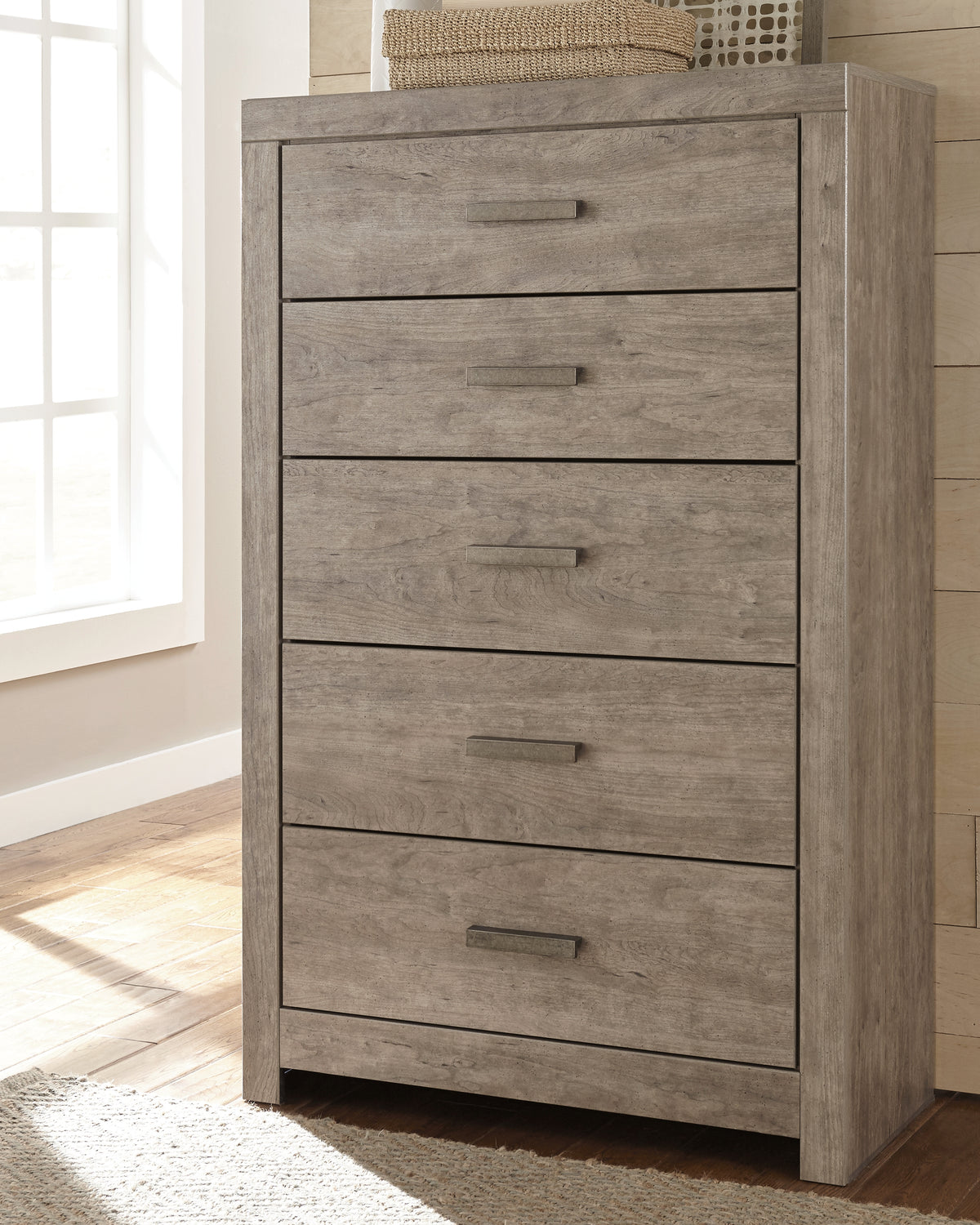 Hoover Furniture Outlet - Ashley Furniture - Culverbach Chest of Drawers - Five Drawer Chest / Gray - B070-46