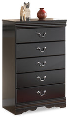 Hoover Furniture Outlet - Ashley Furniture - Huey Vineyard Chest of Drawers - Five Drawer Chest / Black - B128-46