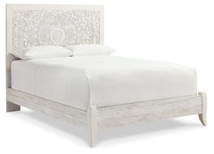 Paxberry Queen Panel Bed and 2 Nightstands