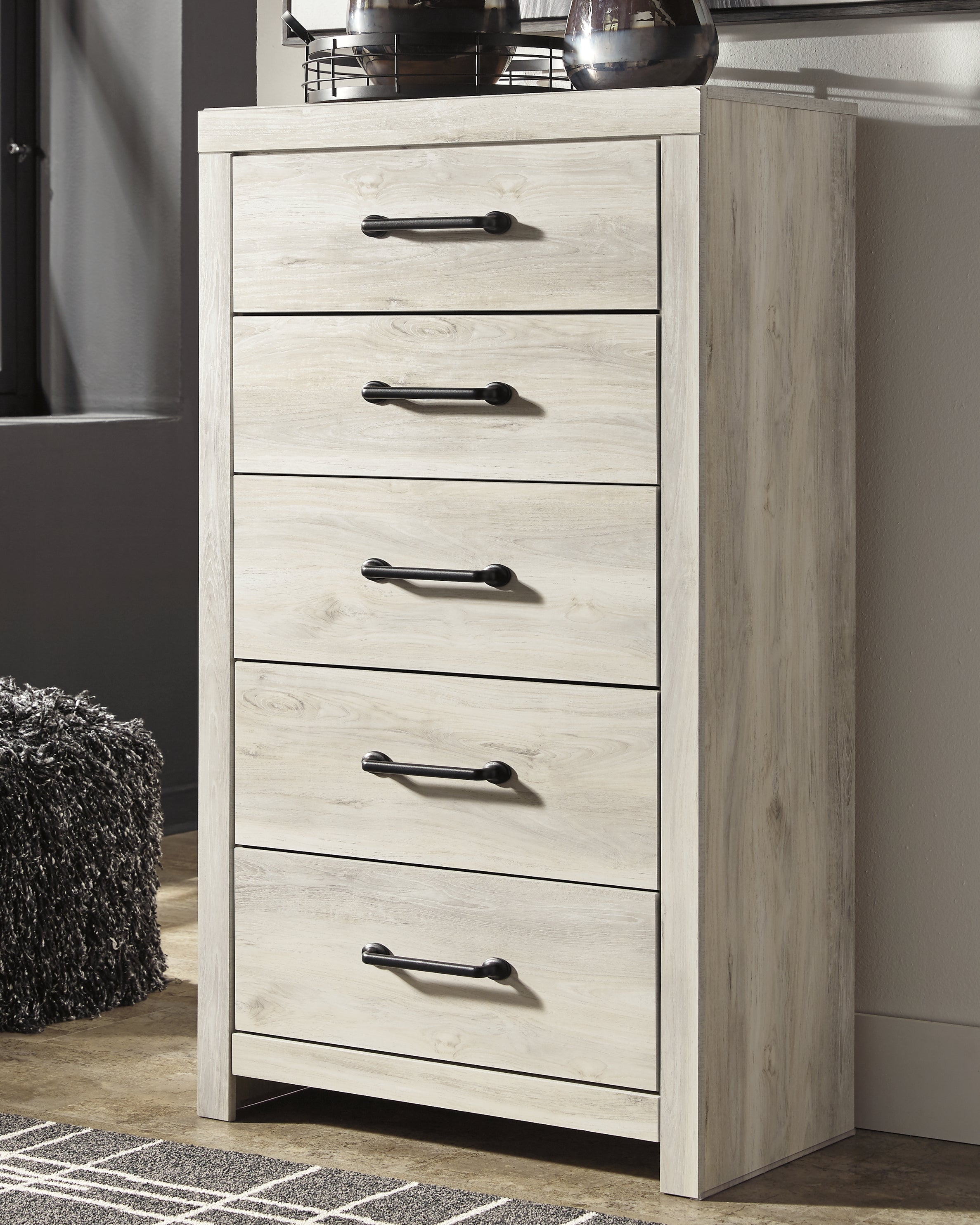 Hoover Furniture Outlet - Ashley Furniture - Cambeck Chest of Drawers - Five Drawer Chest / Whitewash - B192-46